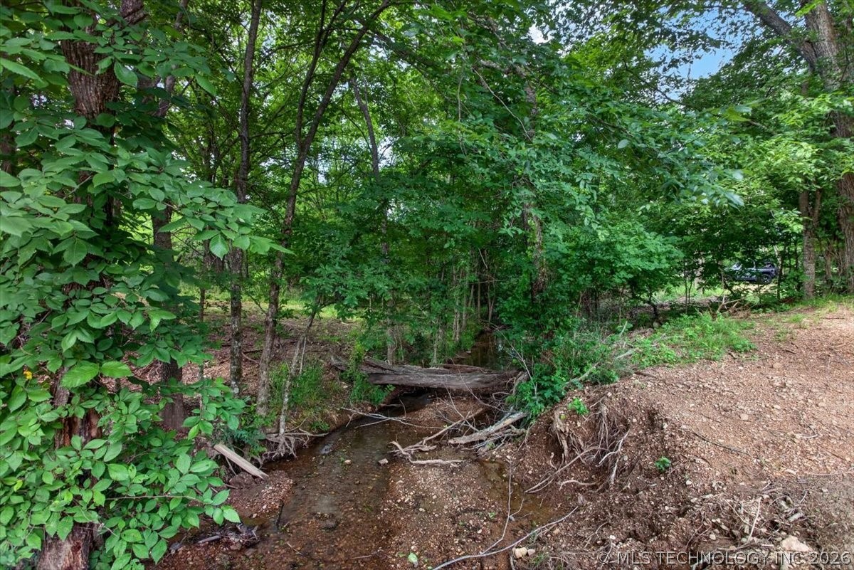 435562 E 1630 Property Photo 22