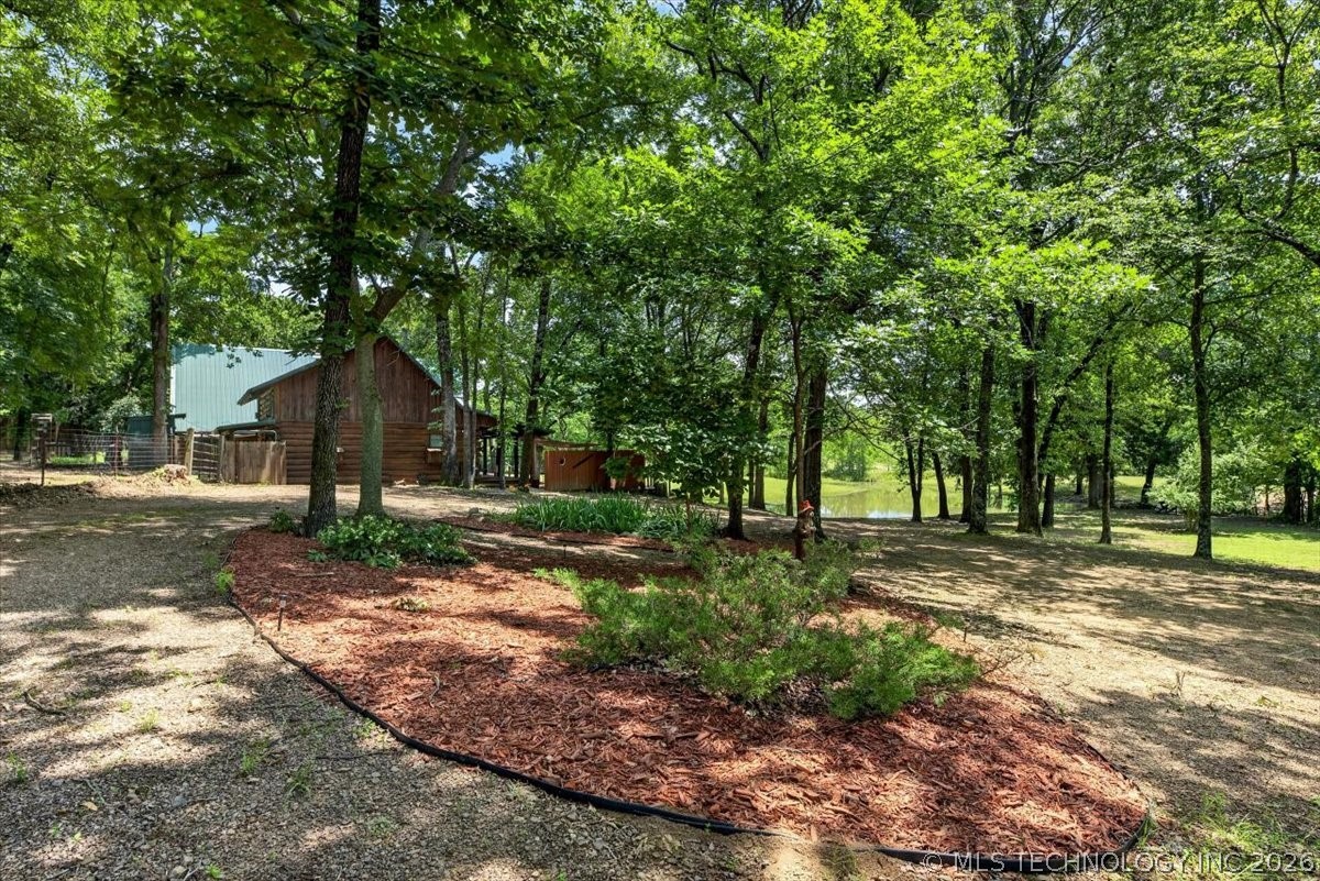 435562 E 1630 Property Photo 25