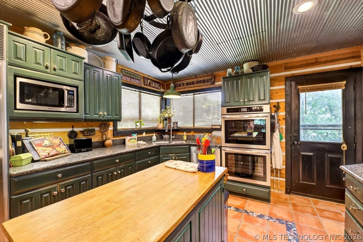 435562 E 1630 Property Photo 43