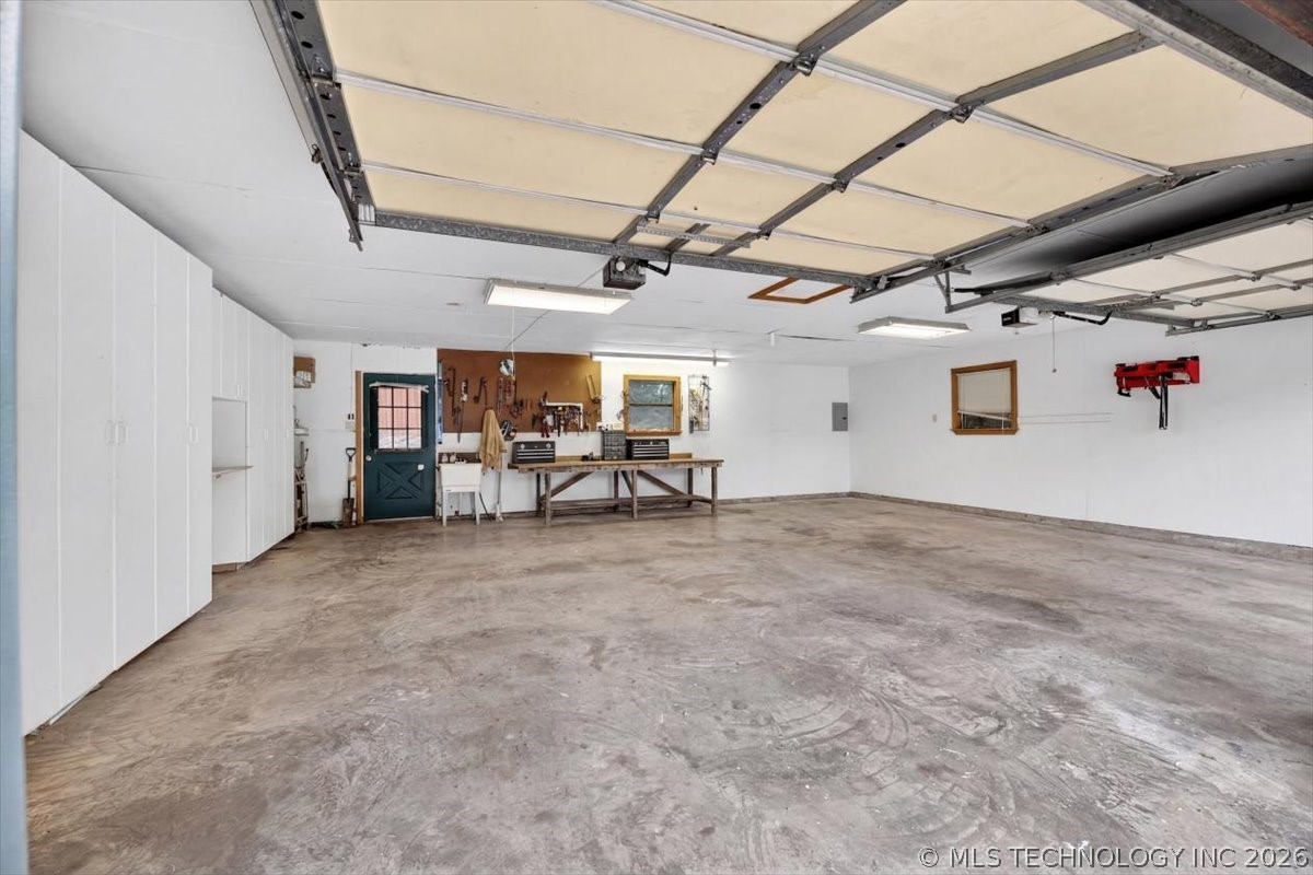 435562 E 1630 Property Photo 69