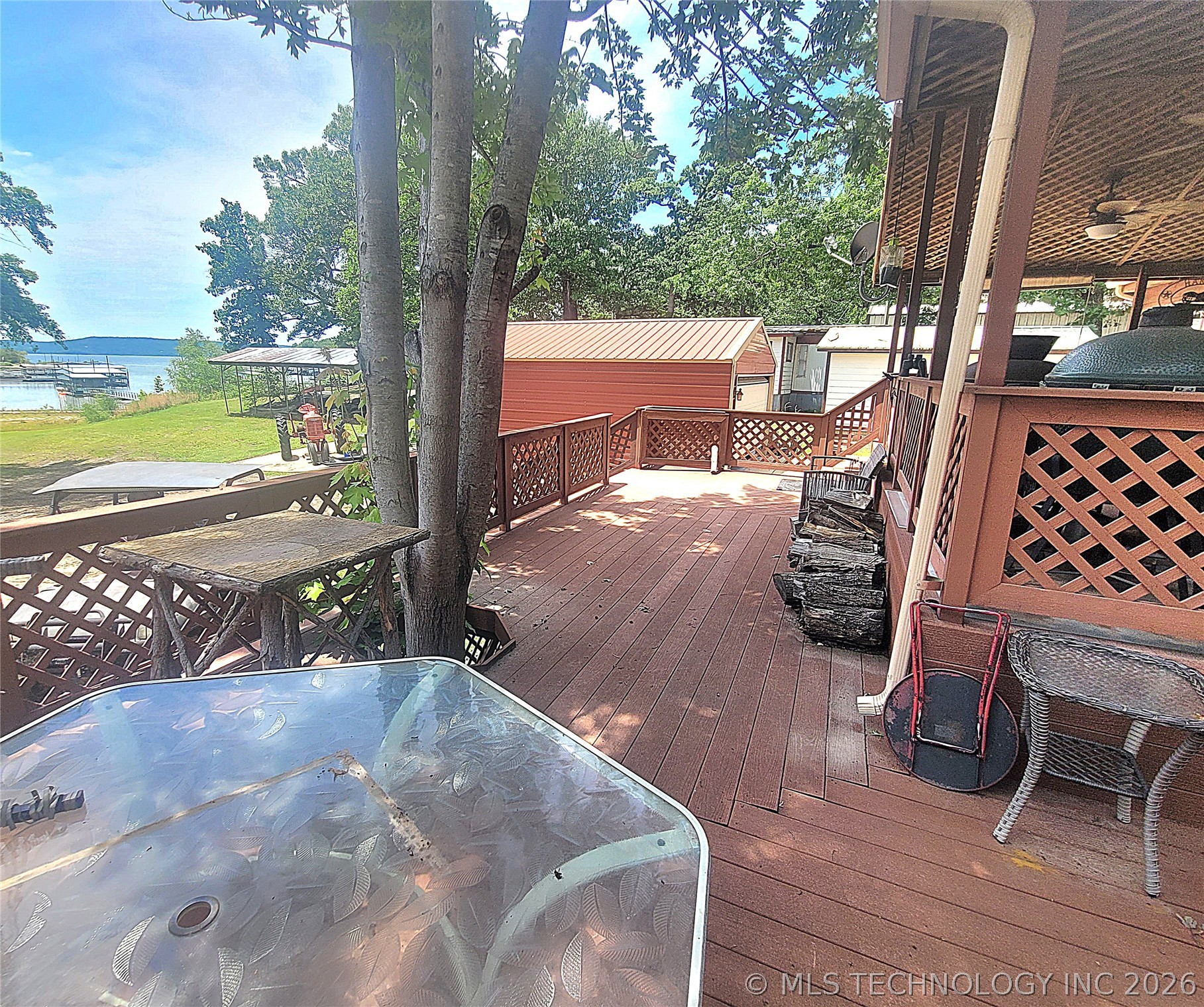 425126 E 1168 Road Property Photo 4