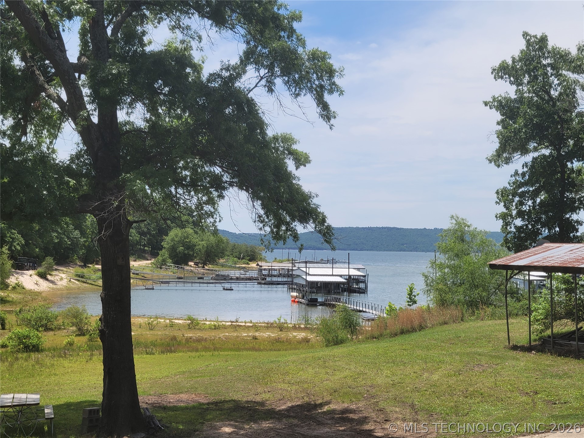 425126 E 1168 Road Property Photo 6