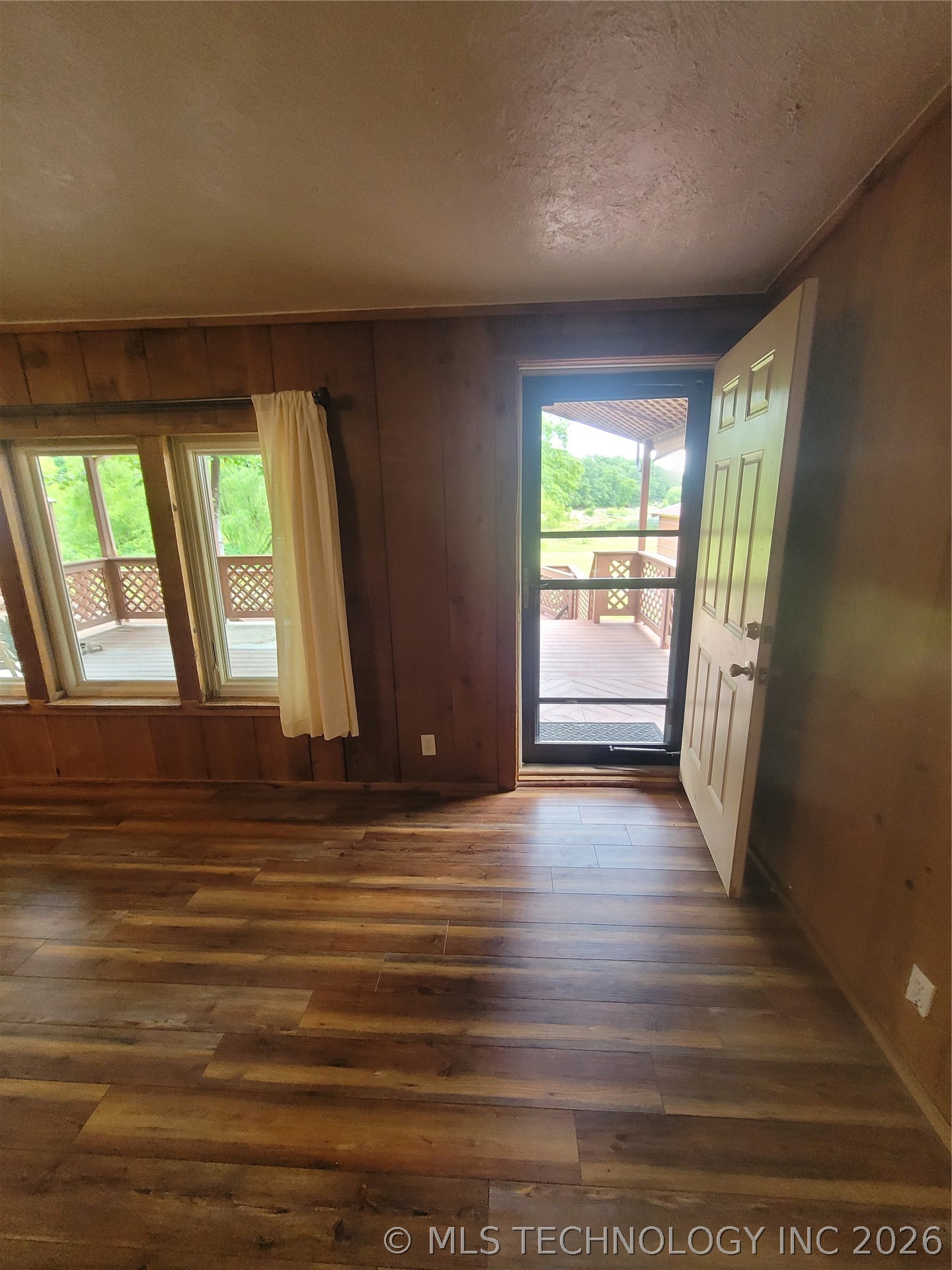425126 E 1168 Road Property Photo 19