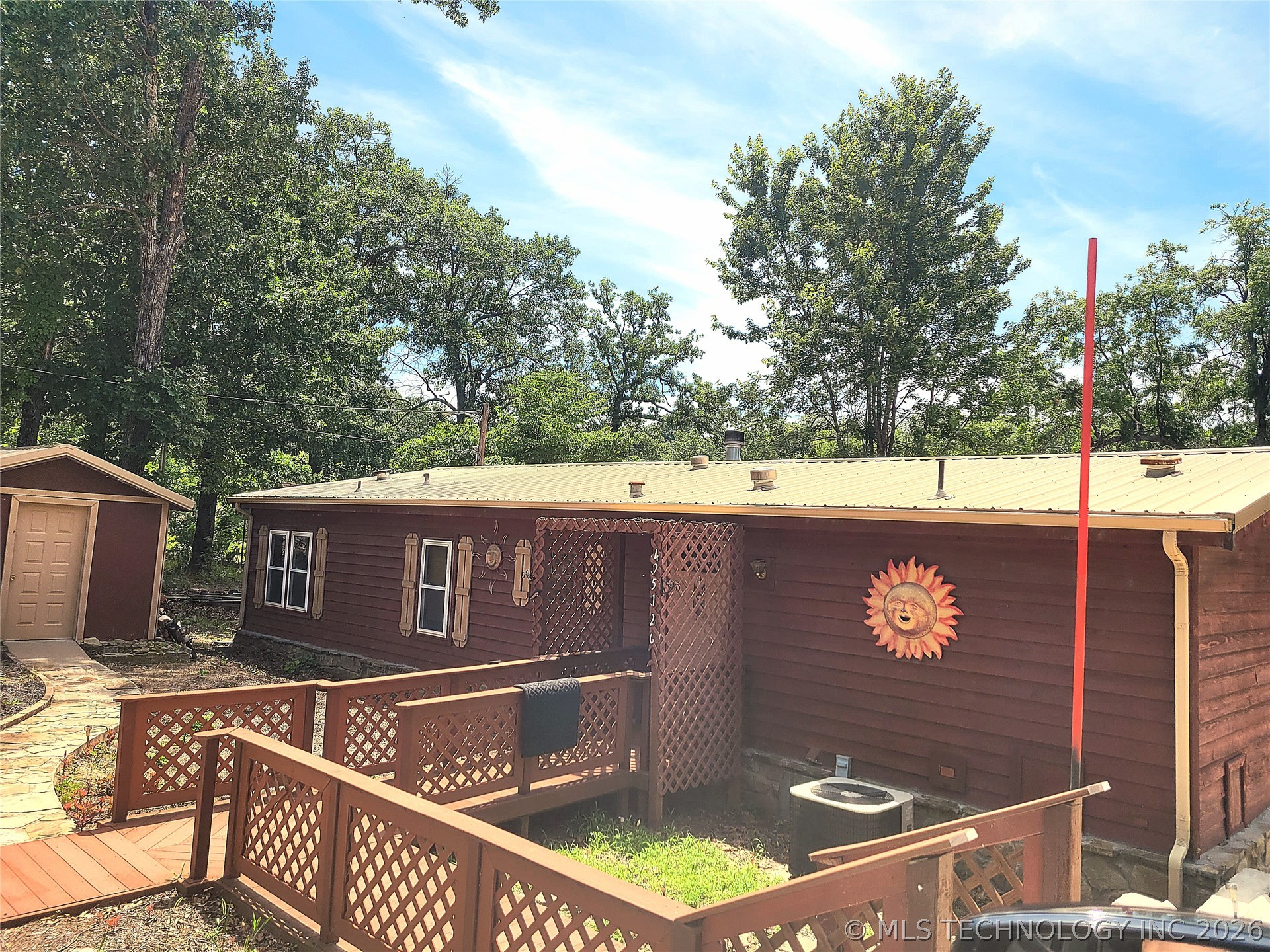 425126 E 1168 Road Property Photo 27
