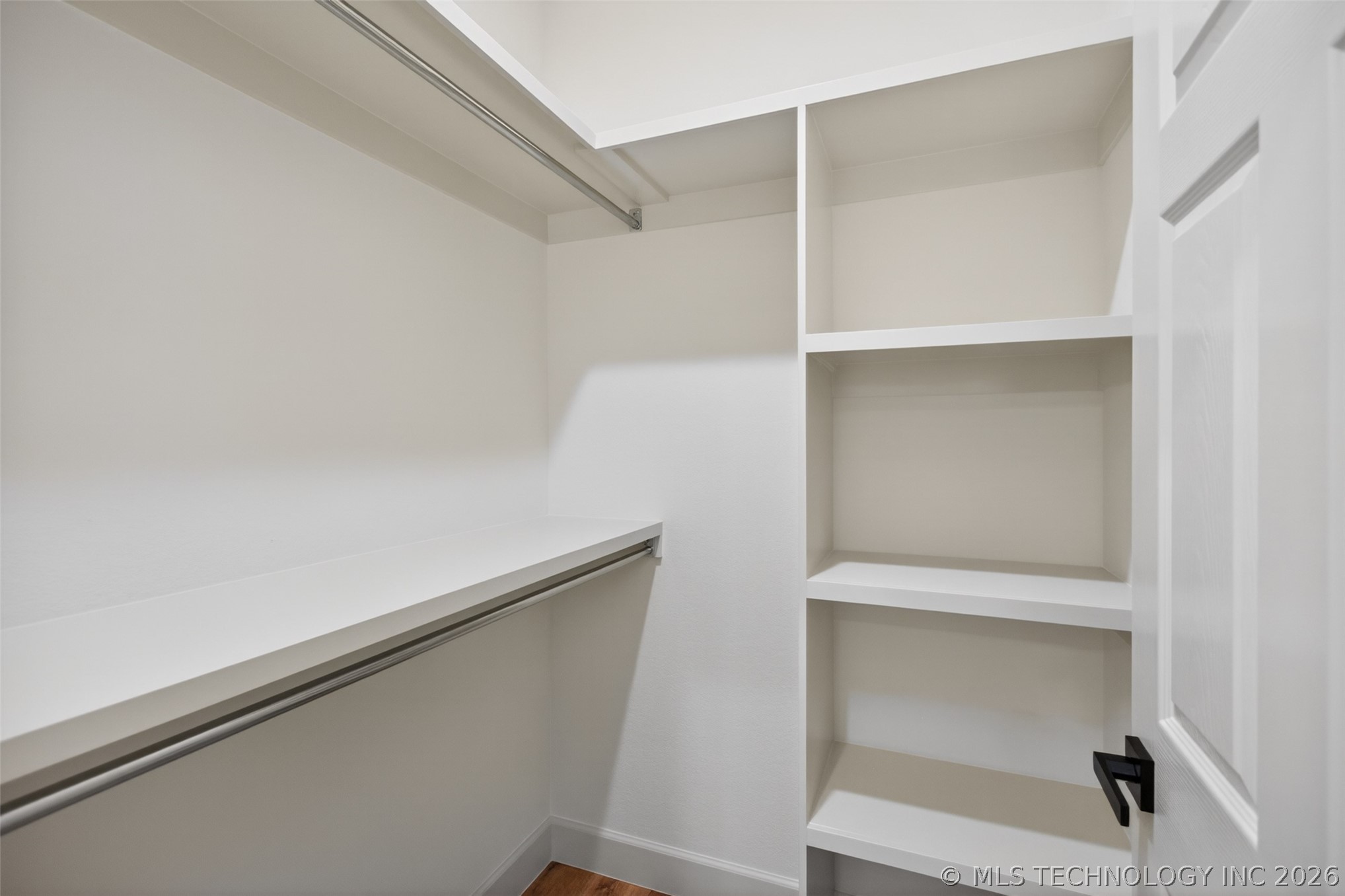 400 Vine Street Property Photo 13