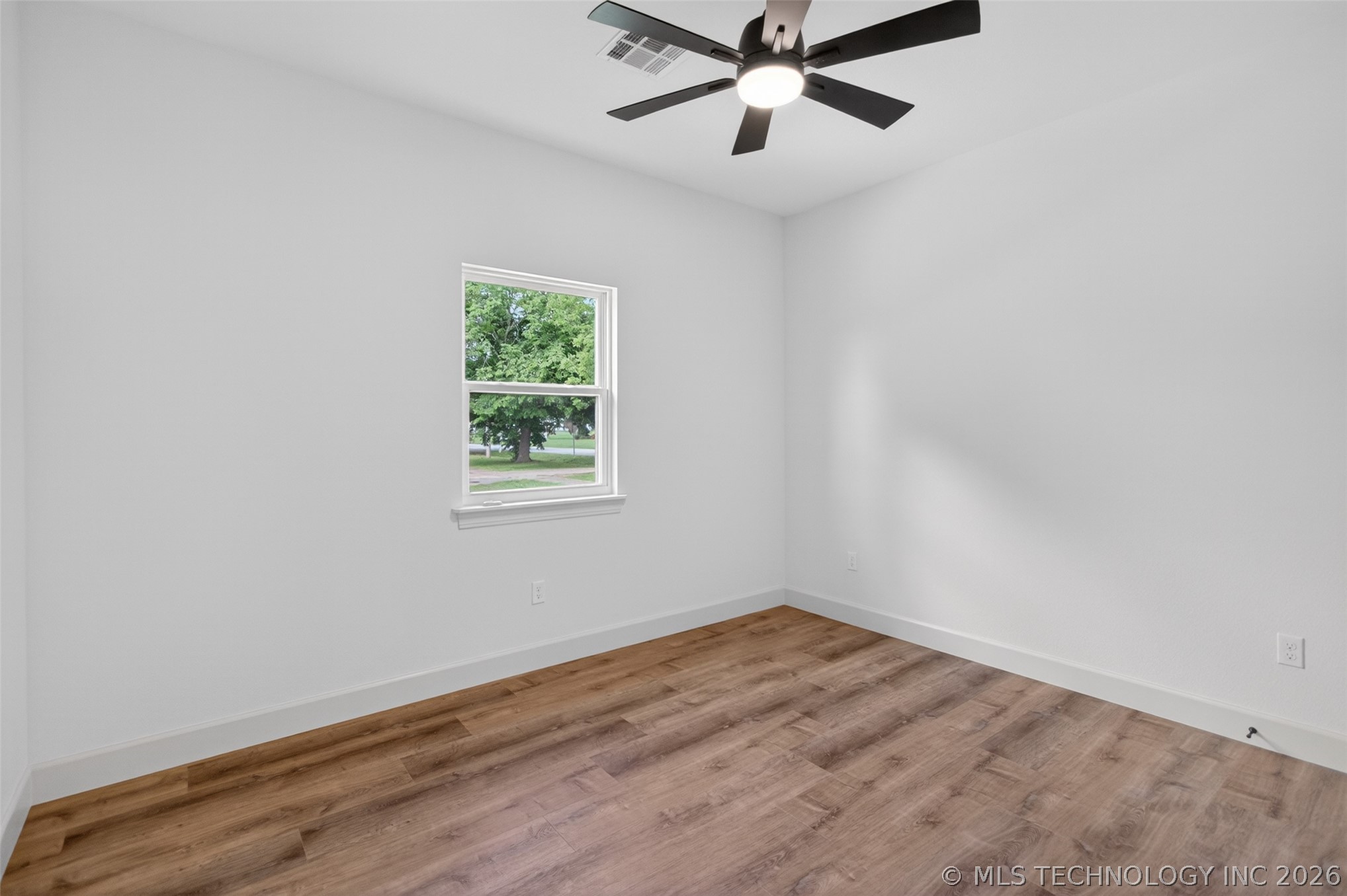 400 Vine Street Property Photo 23