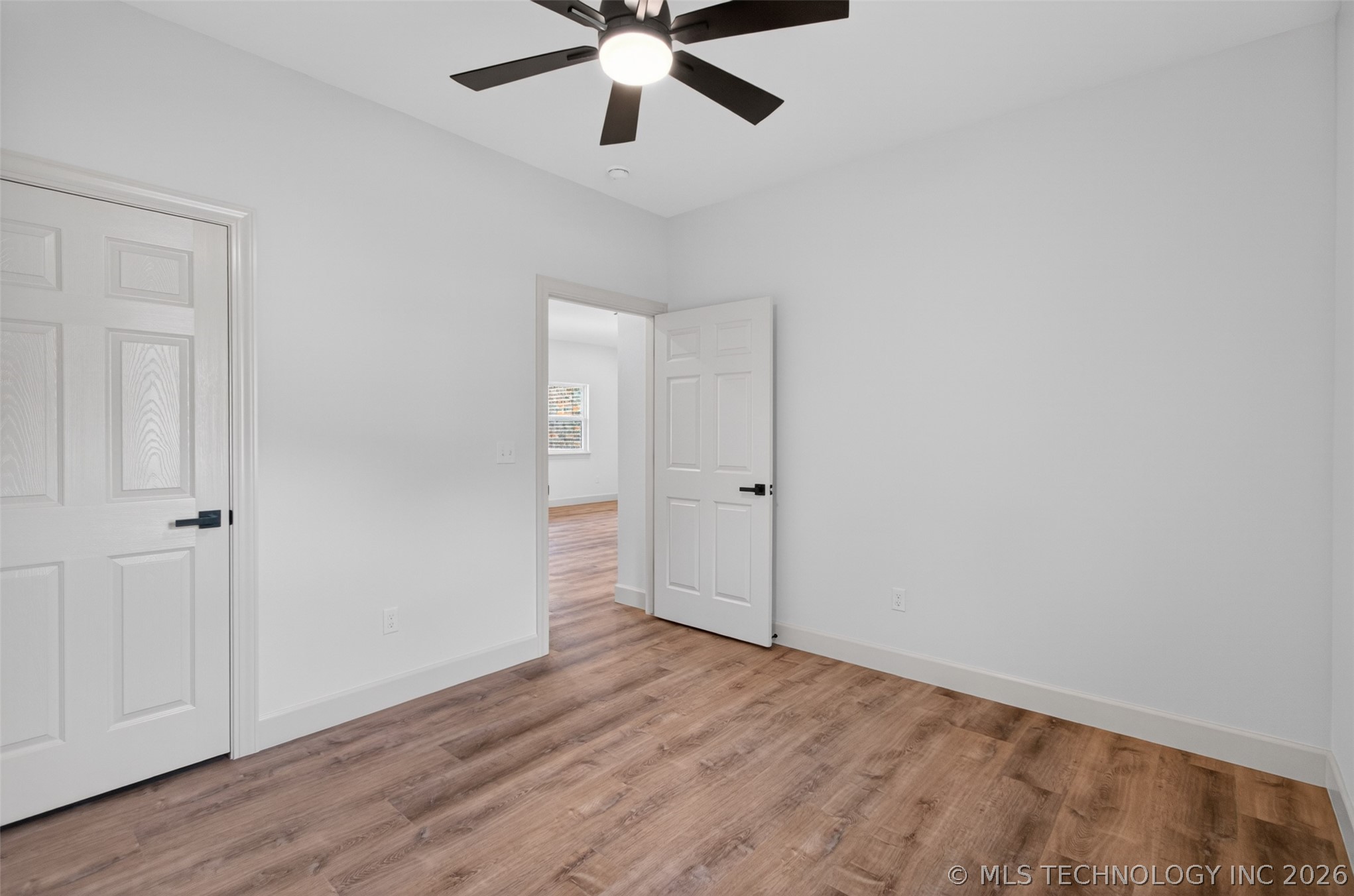 400 Vine Street Property Photo 24