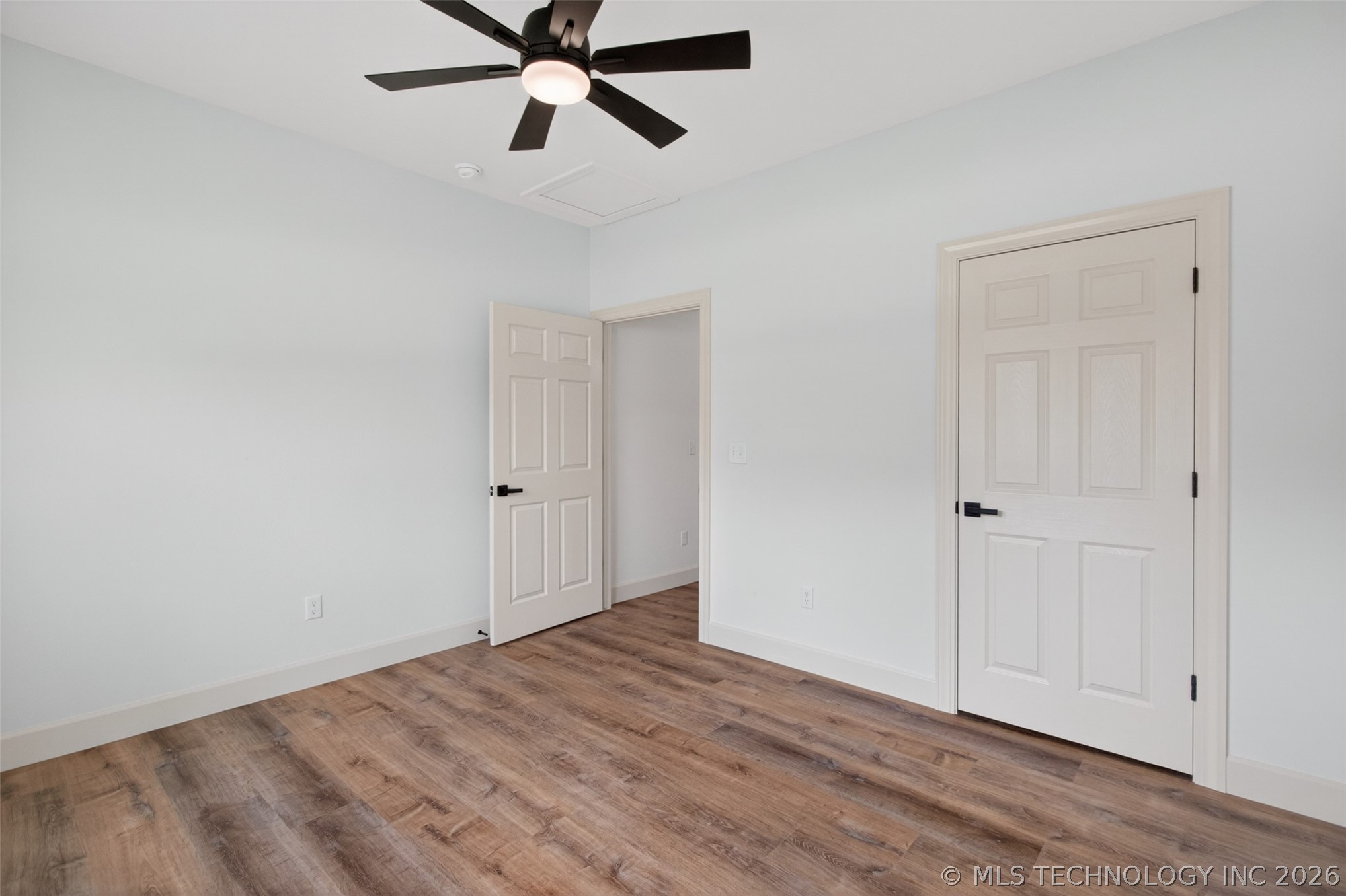 400 Vine Street Property Photo 25
