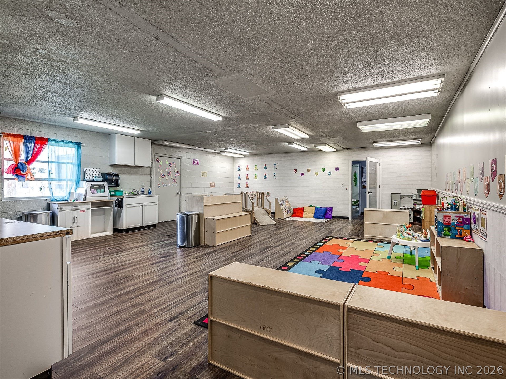3838 State Property Photo 14