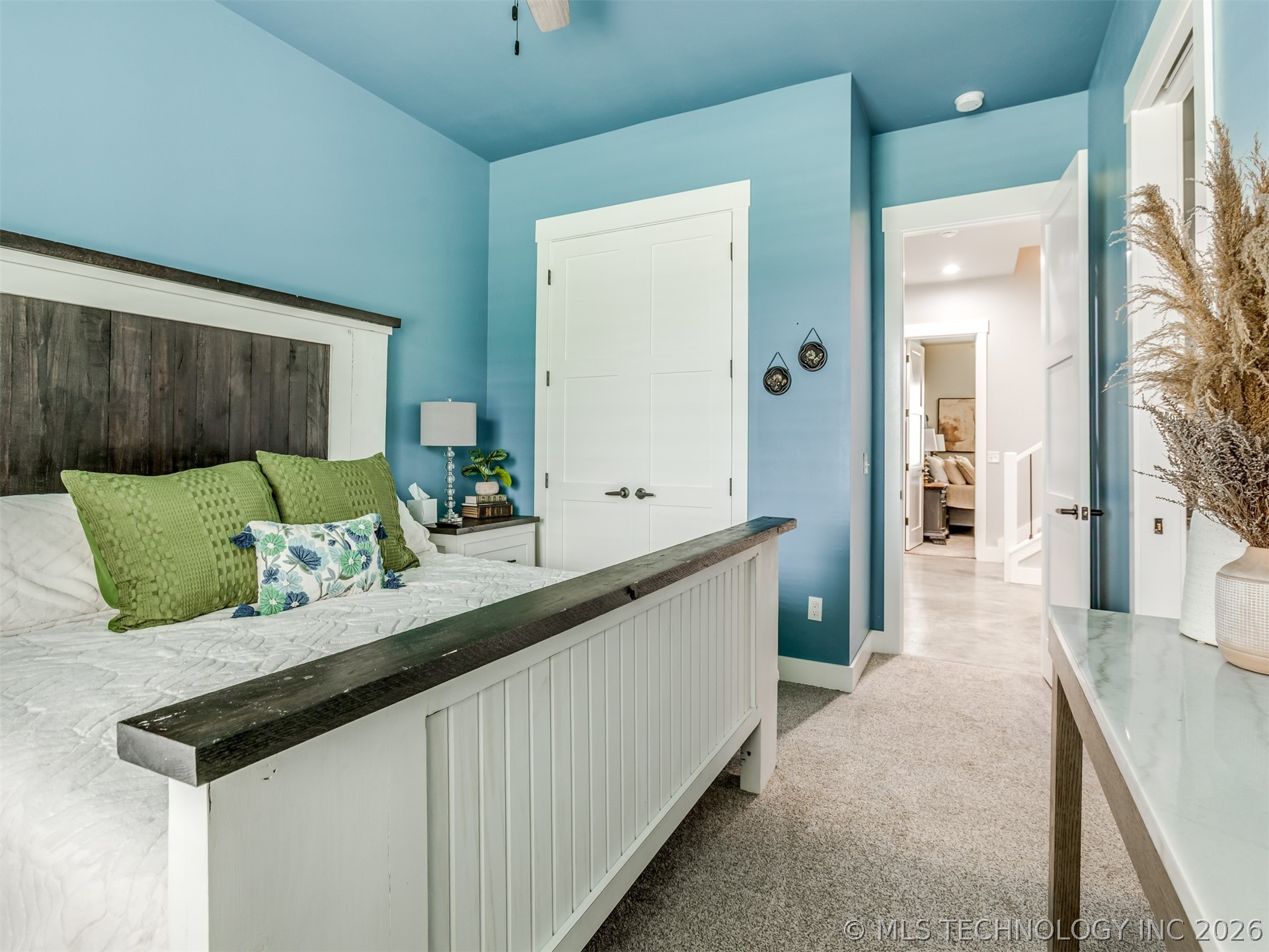 135 Dixie Cove Property Photo 32