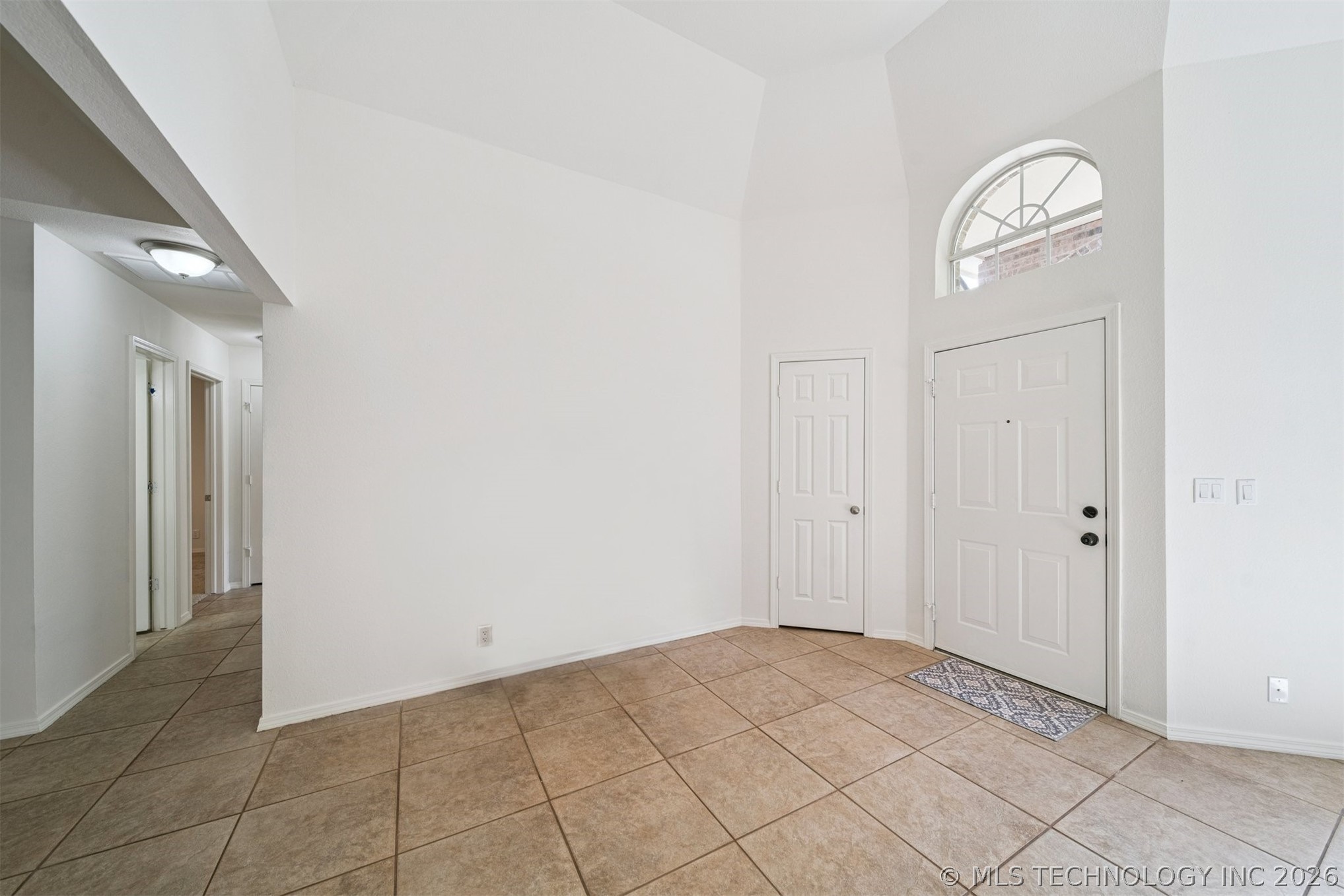 1607 Fir Drive Property Photo 7