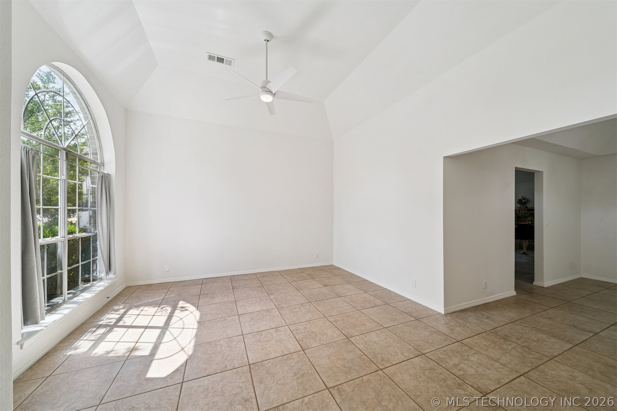 1607 Fir Drive Property Photo 9