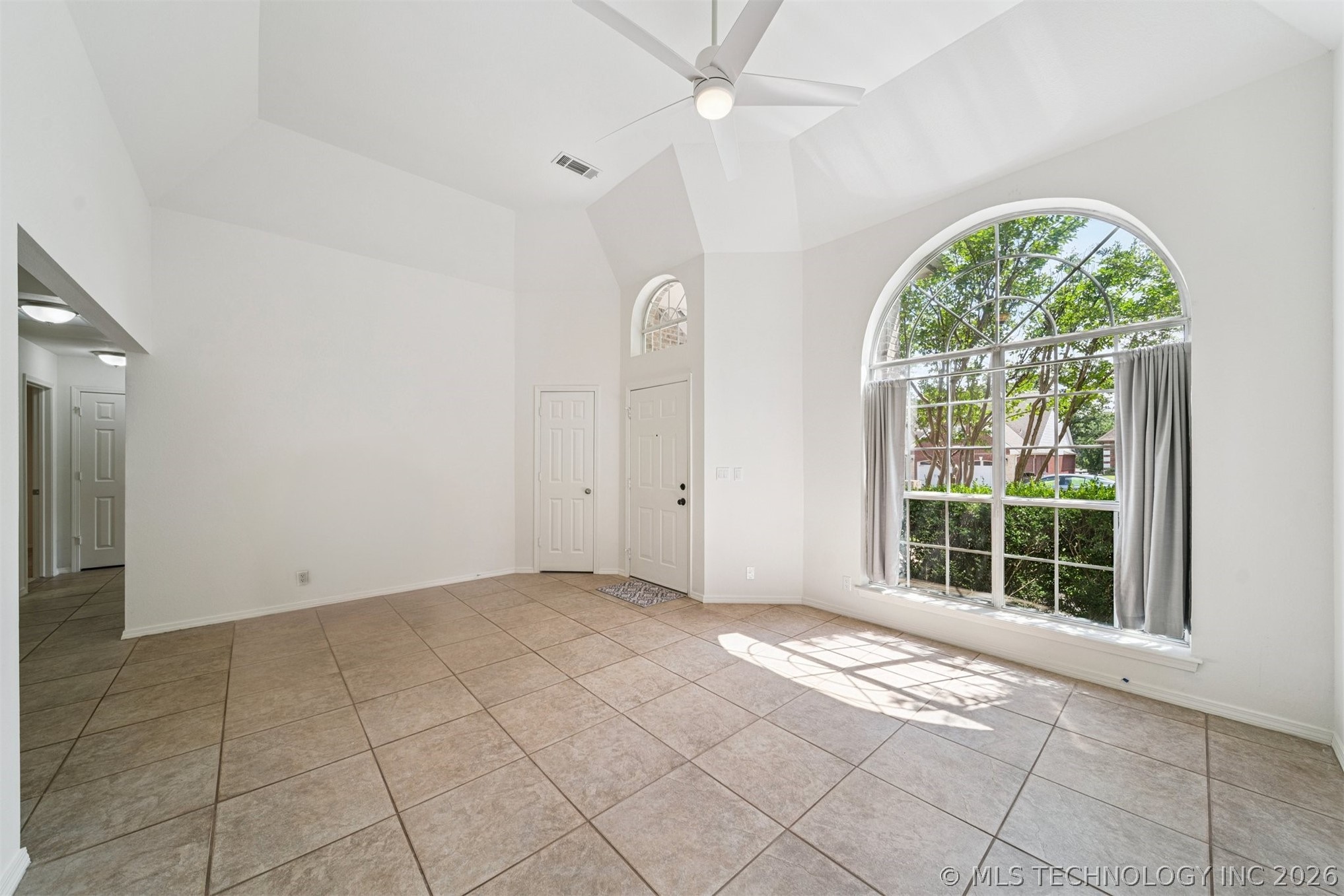 1607 Fir Drive Property Photo 10