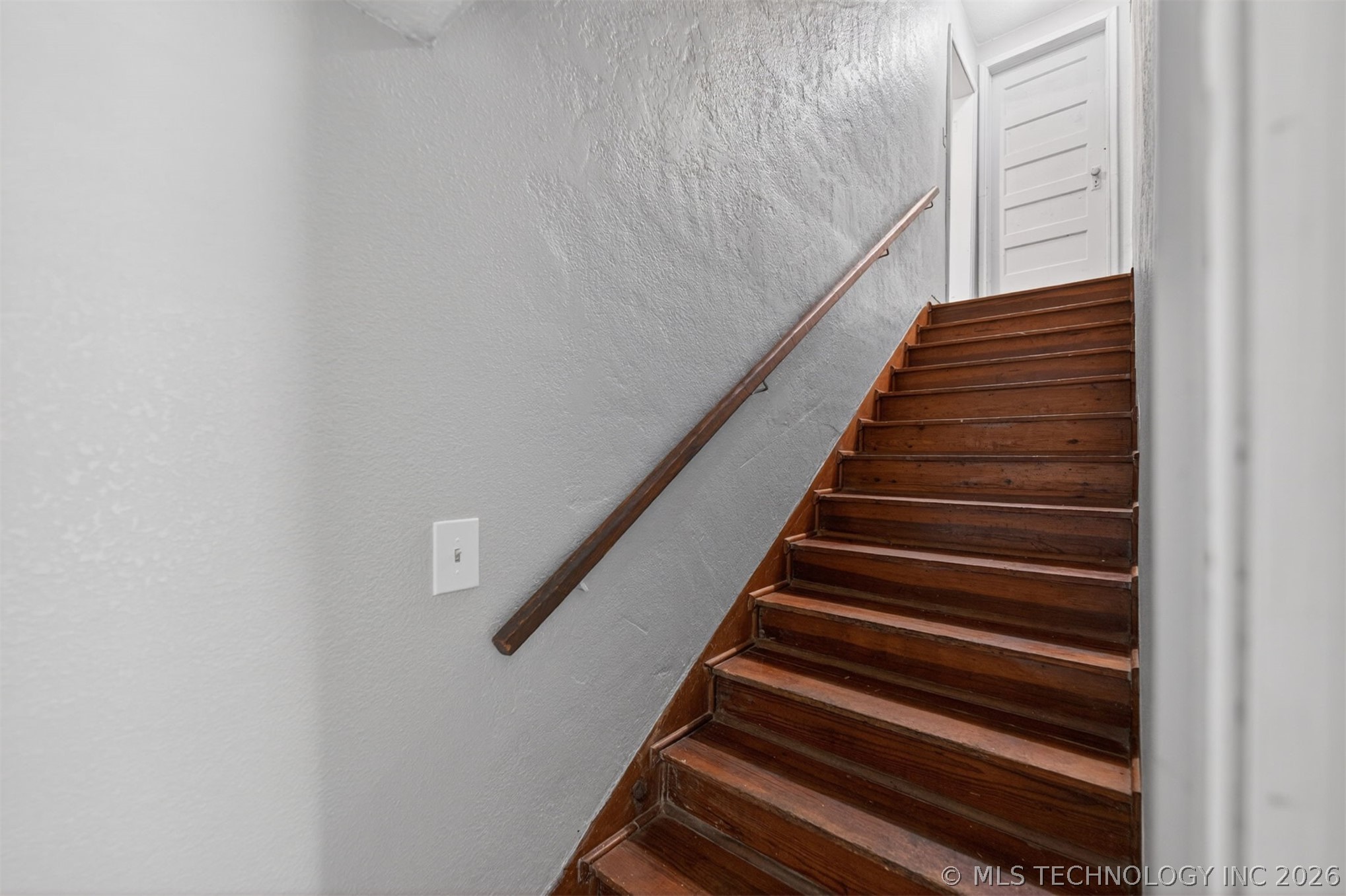 515 W Delaware Property Photo 25