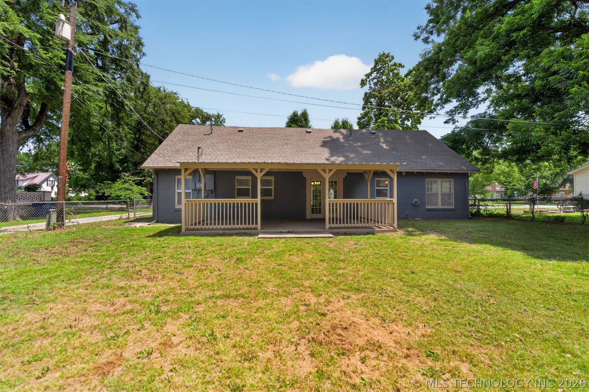 515 W Delaware Property Photo 35