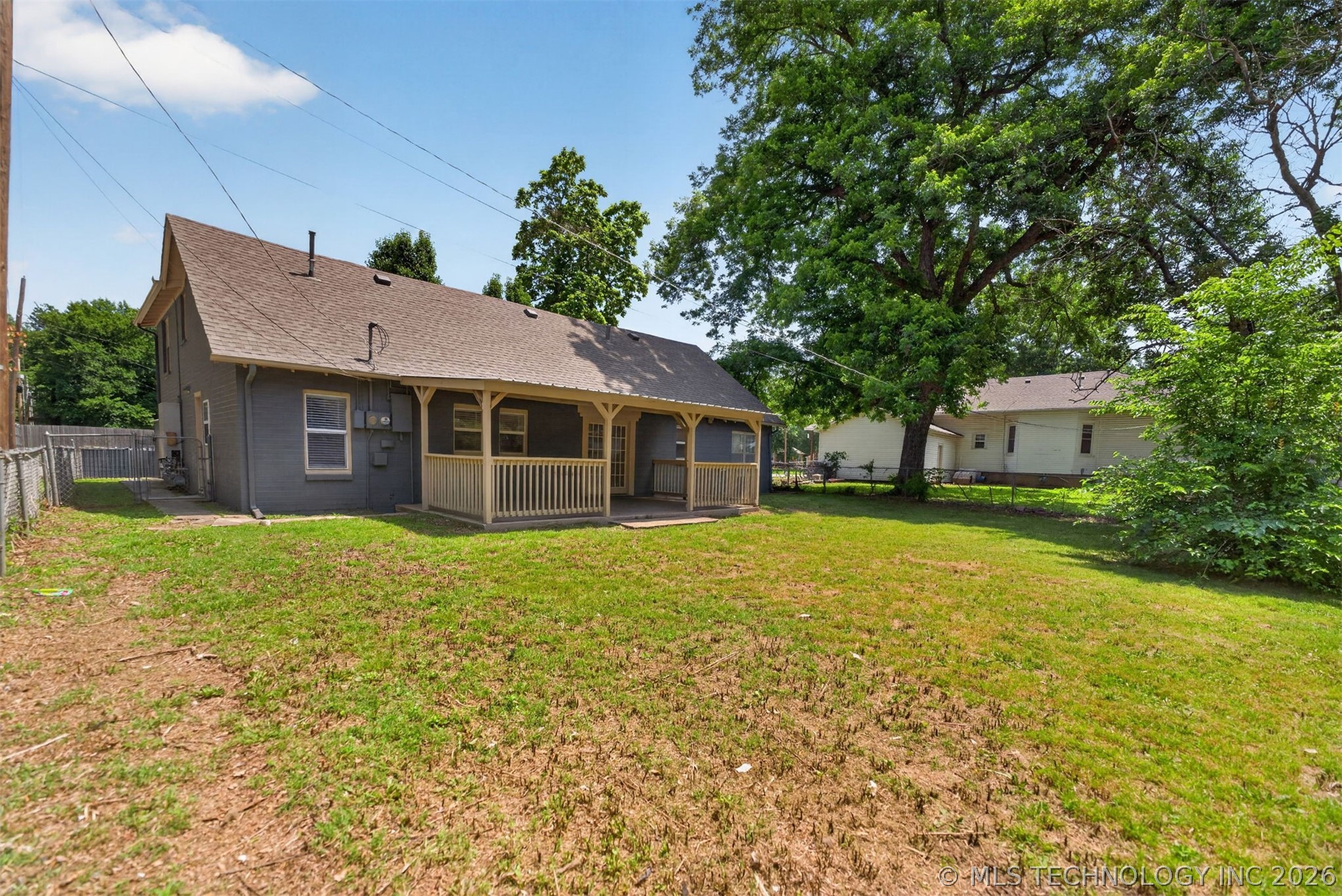515 W Delaware Property Photo 36