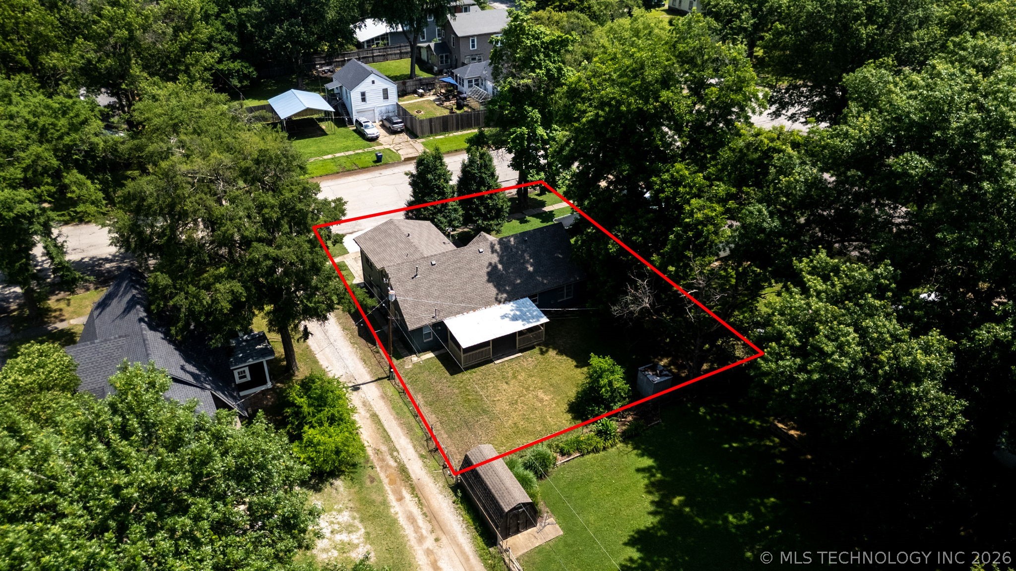515 W Delaware Property Photo 46