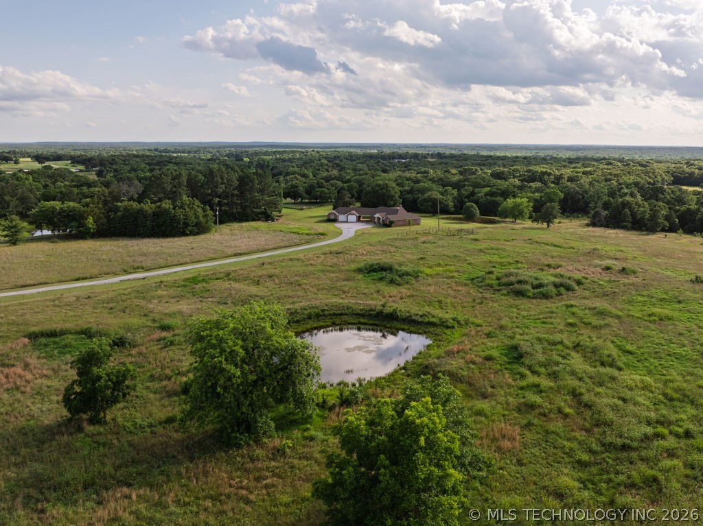 17373 Sumac Road Property Photo 4