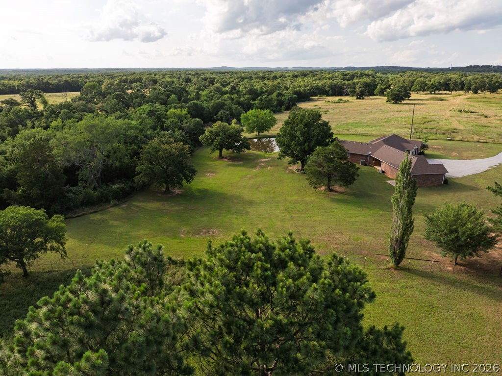 17373 Sumac Road Property Photo 8