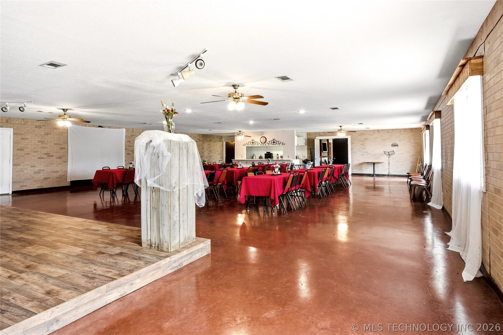20674 S Hwy 59 Property Photo 31