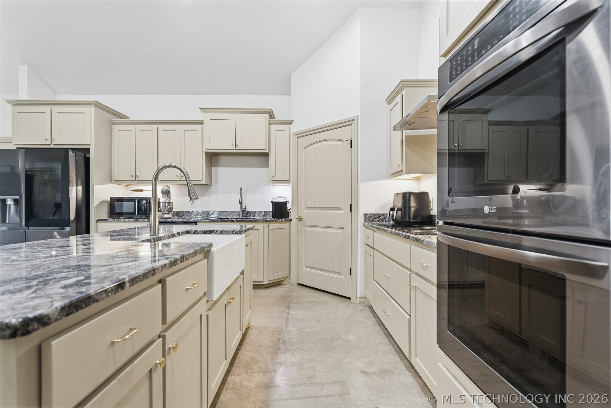 9998 N Millennium Junction Property Photo 10