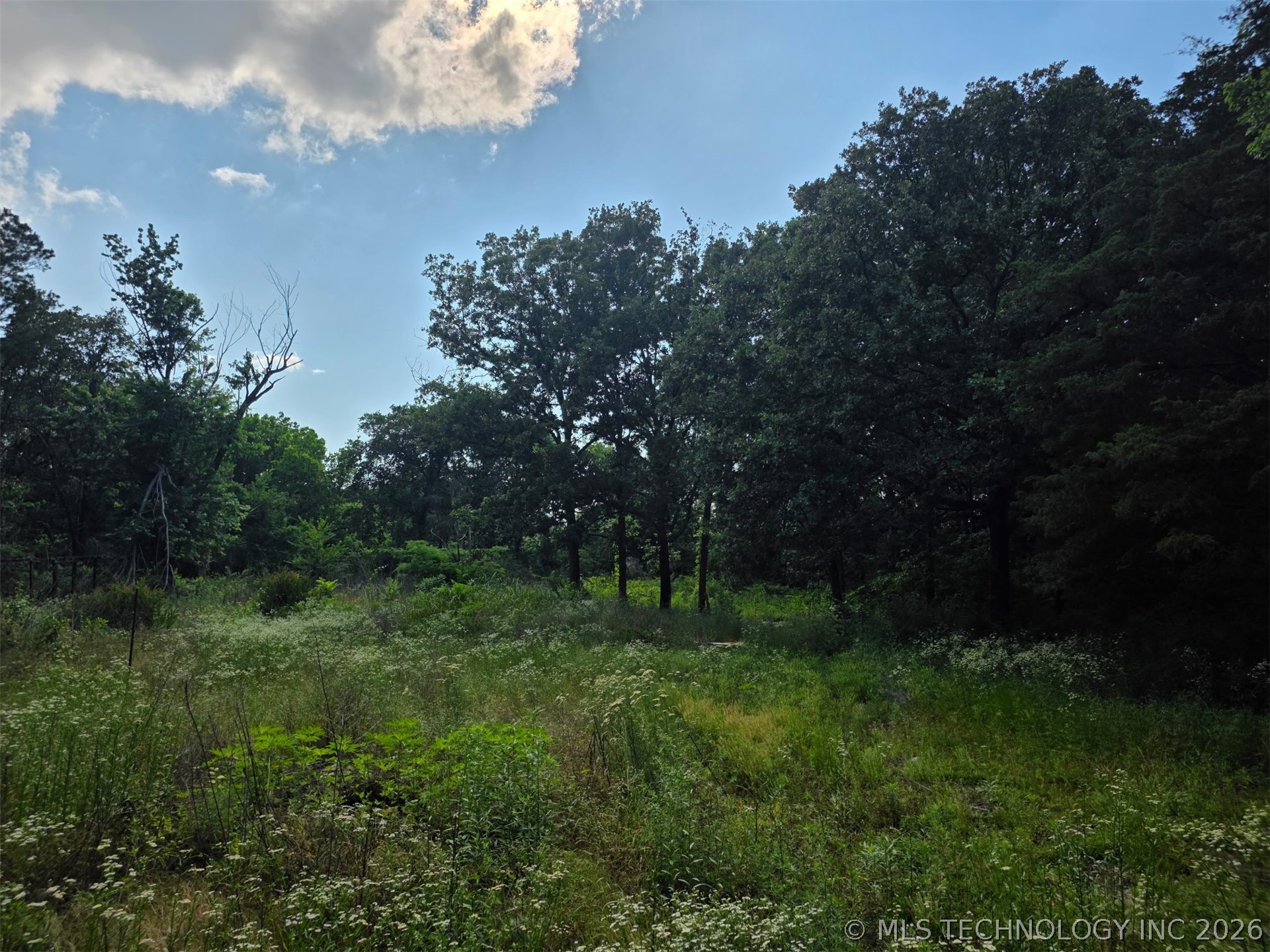 8111 N 449 Road Property Photo 4