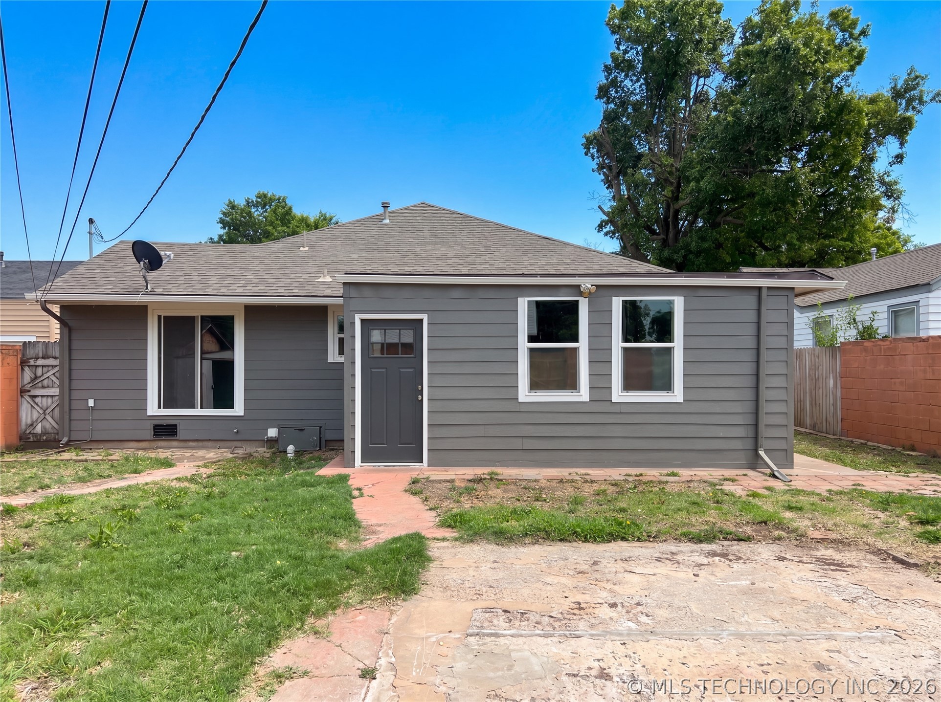 818 W Rush Street Property Photo 5