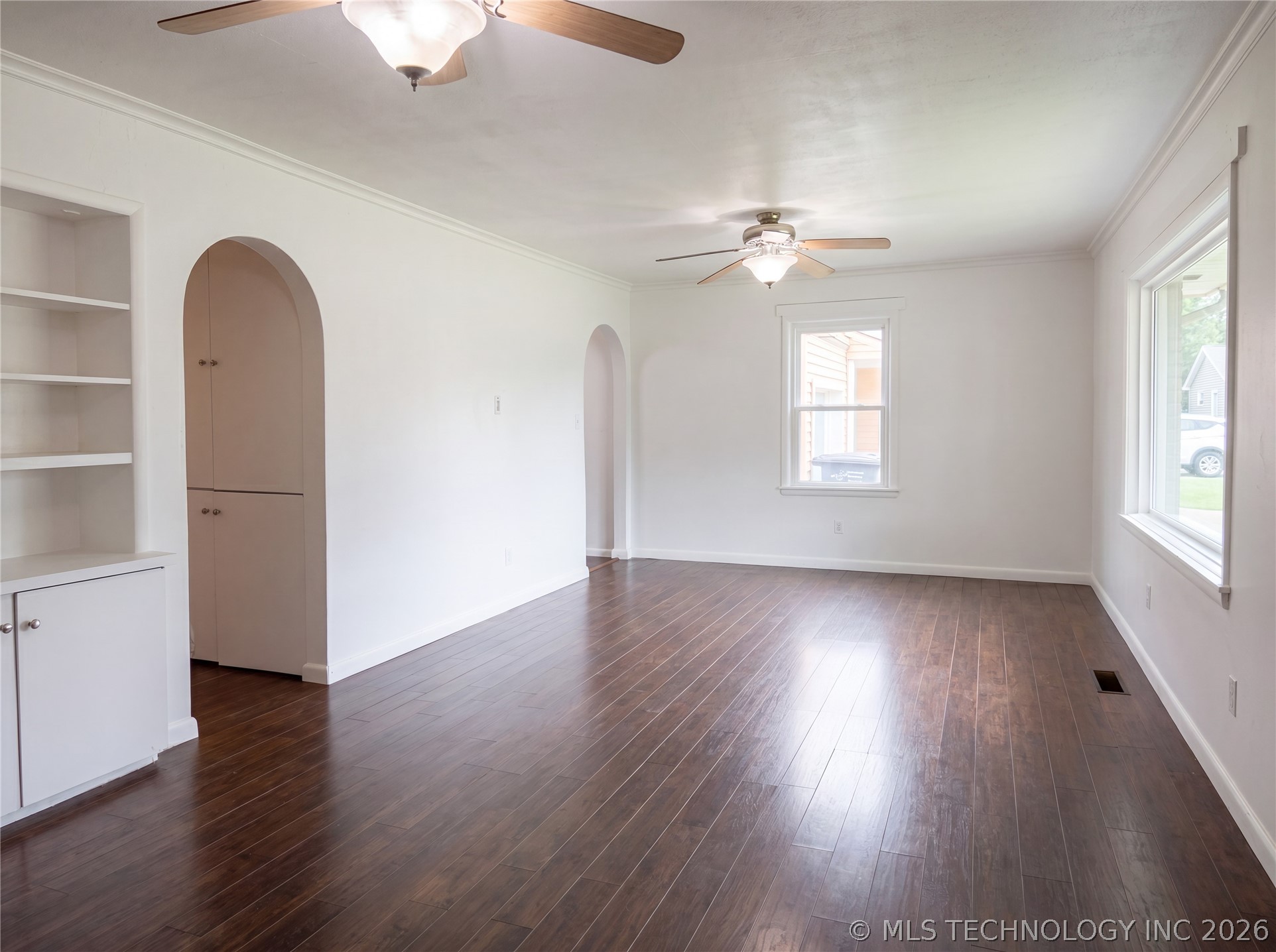 818 W Rush Street Property Photo 7