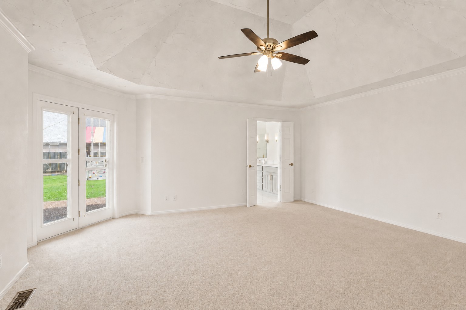 8620 S Evanston Avenue Property Photo 23