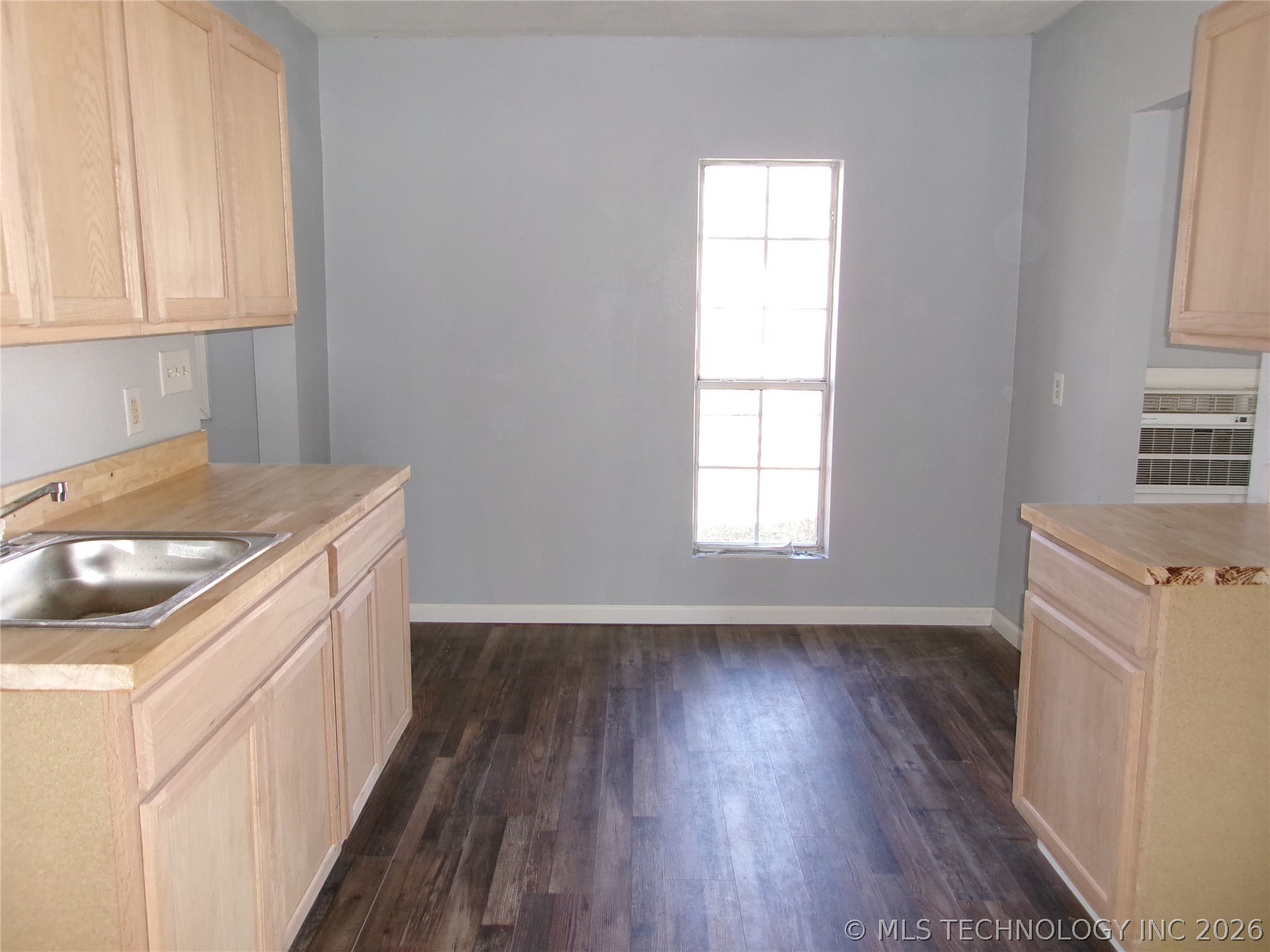 1809 Callahan Street Property Photo 15