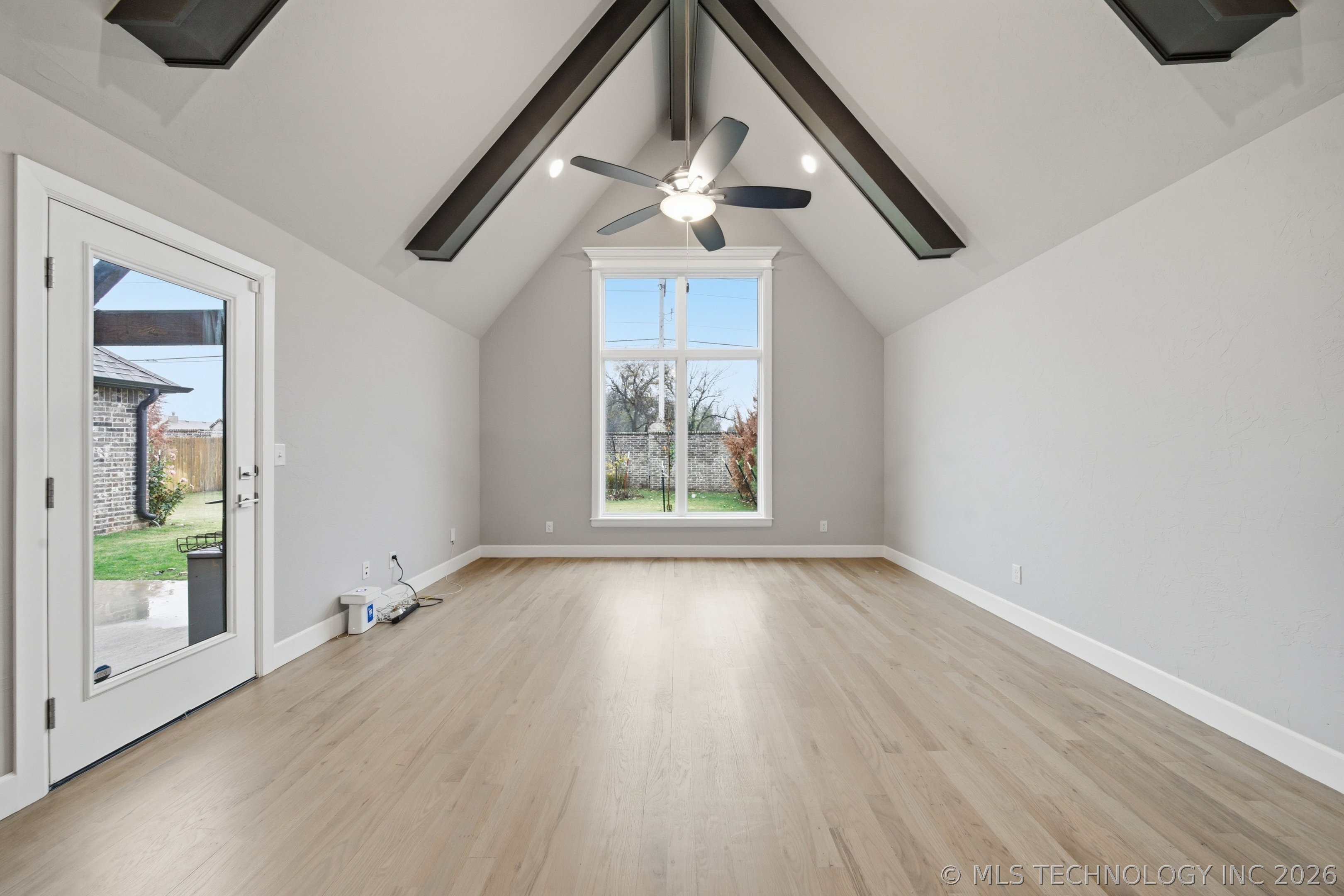 14806 E 77th Street North Property Photo 29