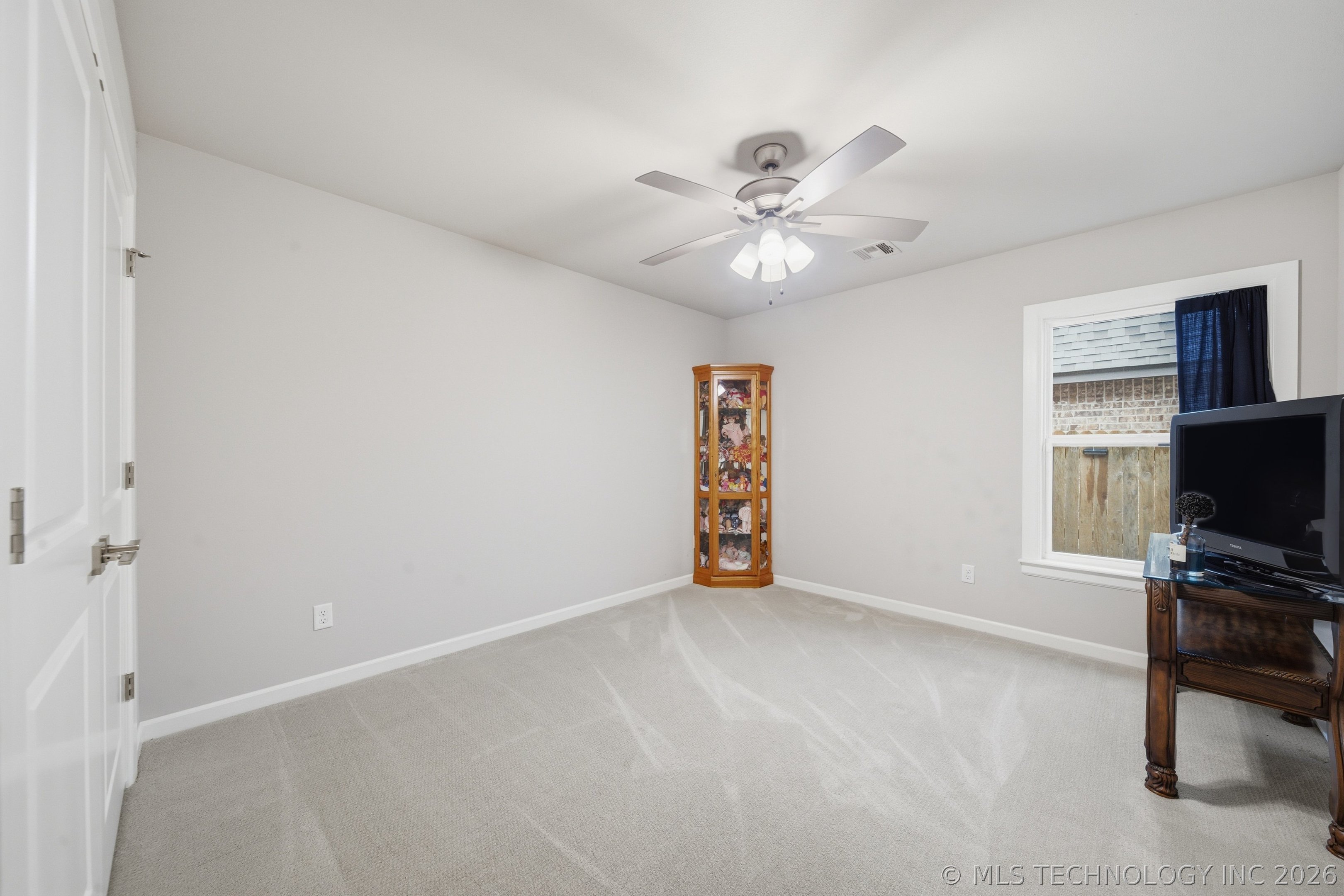 14806 E 77th Street North Property Photo 31