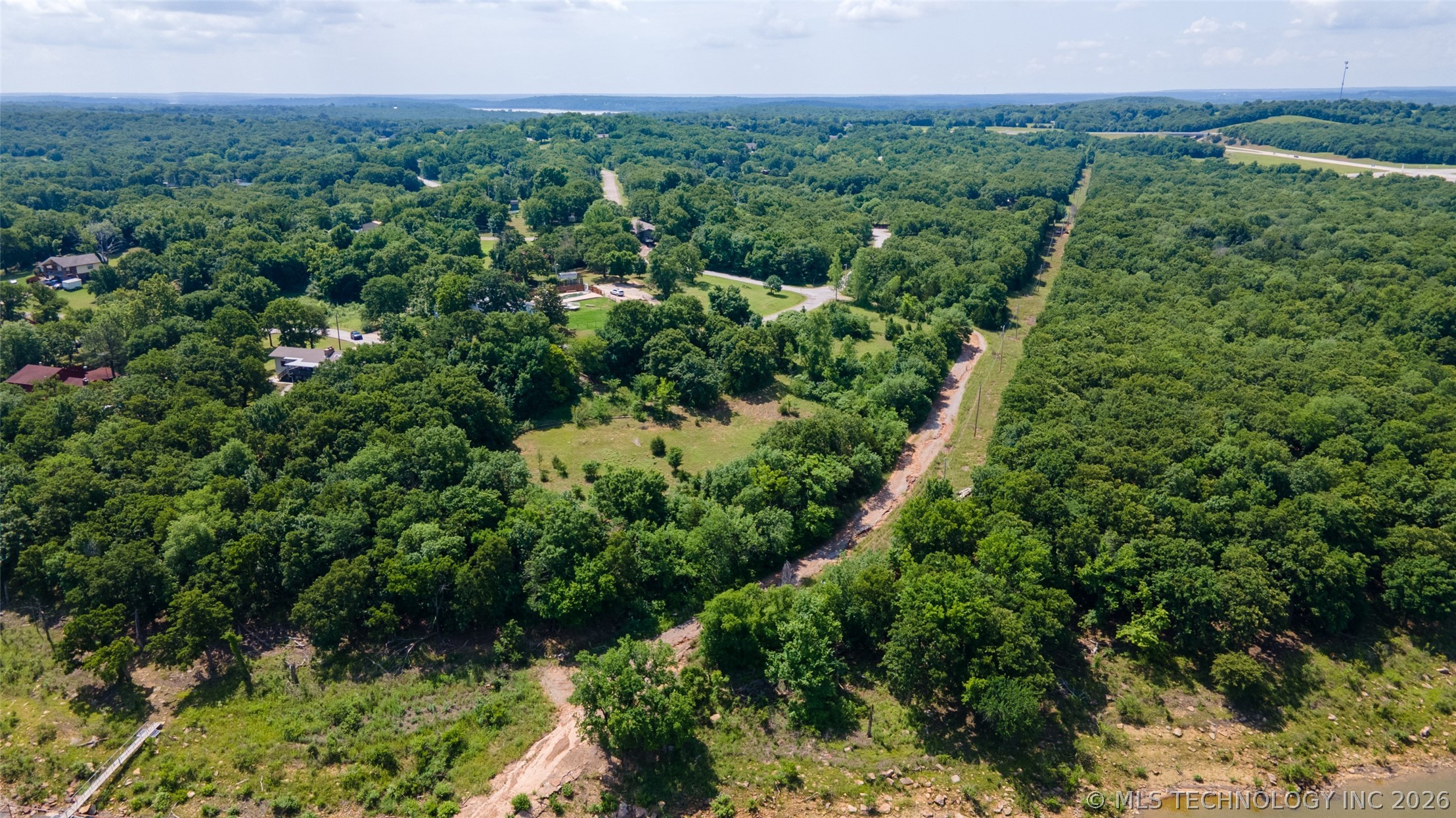 4505 Lakeshore Run Road Property Photo 6