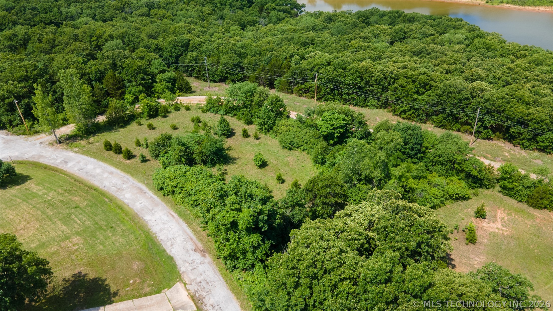 4505 Lakeshore Run Road Property Photo 12
