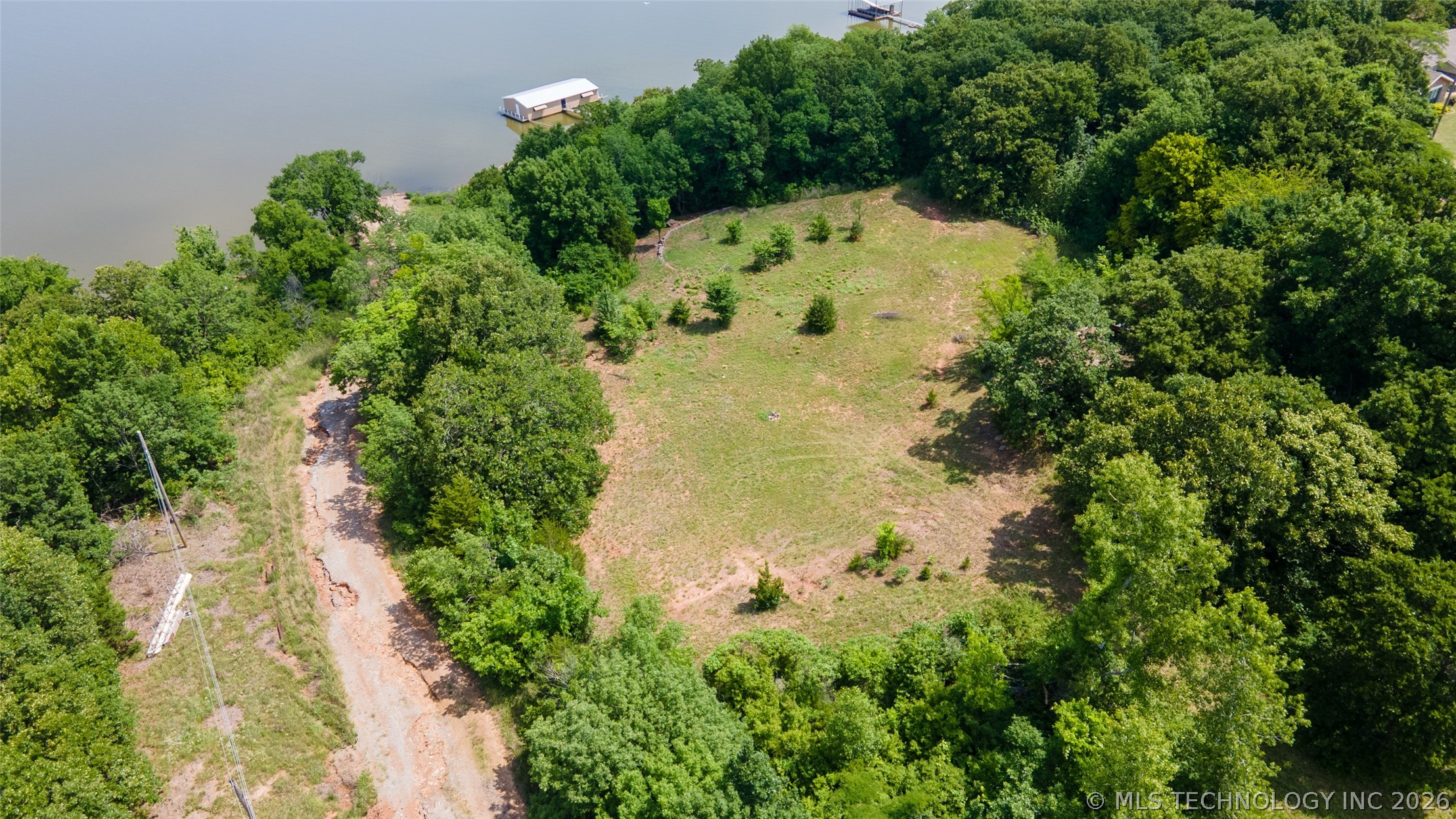 4505 Lakeshore Run Road Property Photo 14