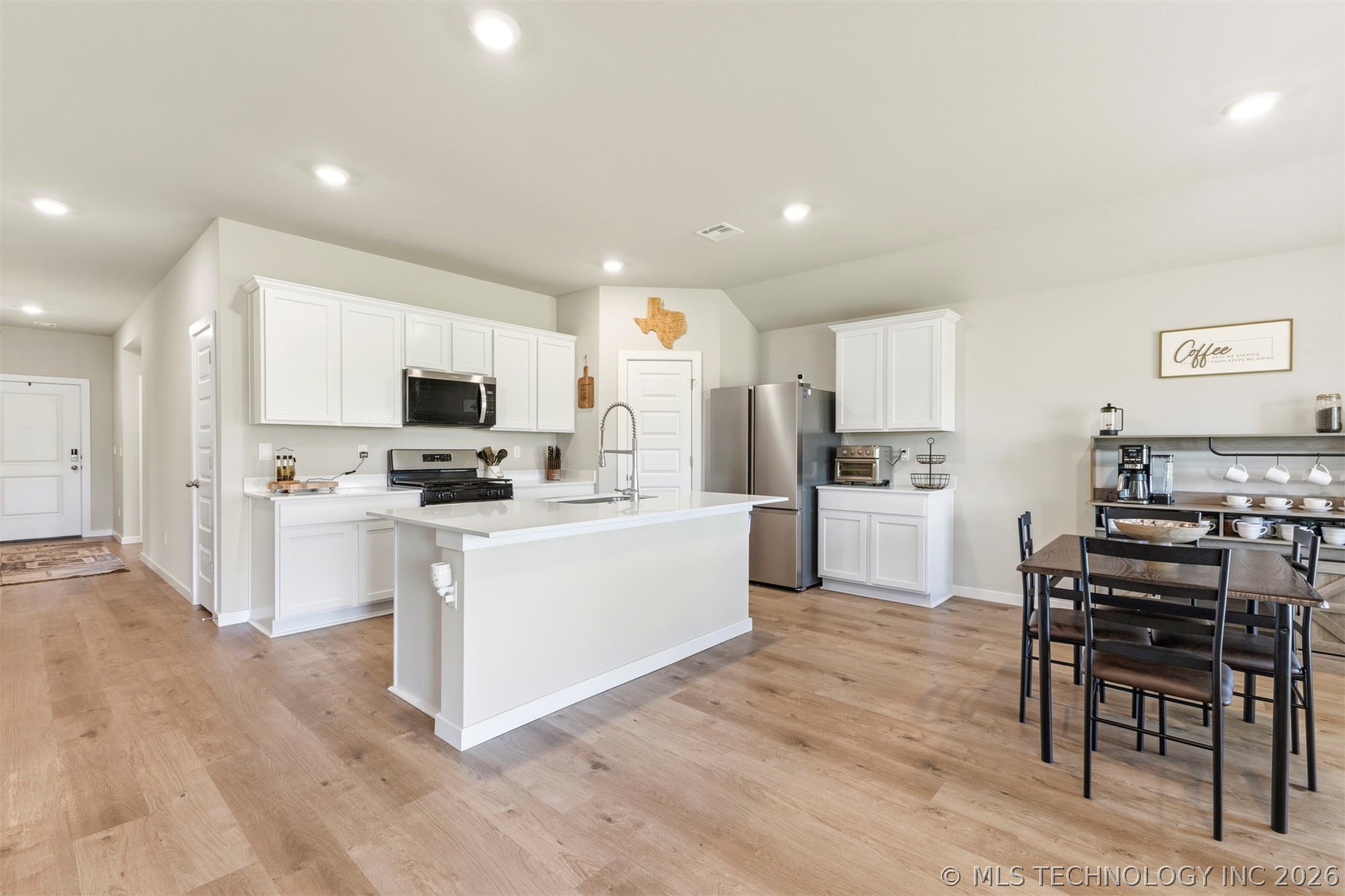 509 S 85th Street Property Photo 6