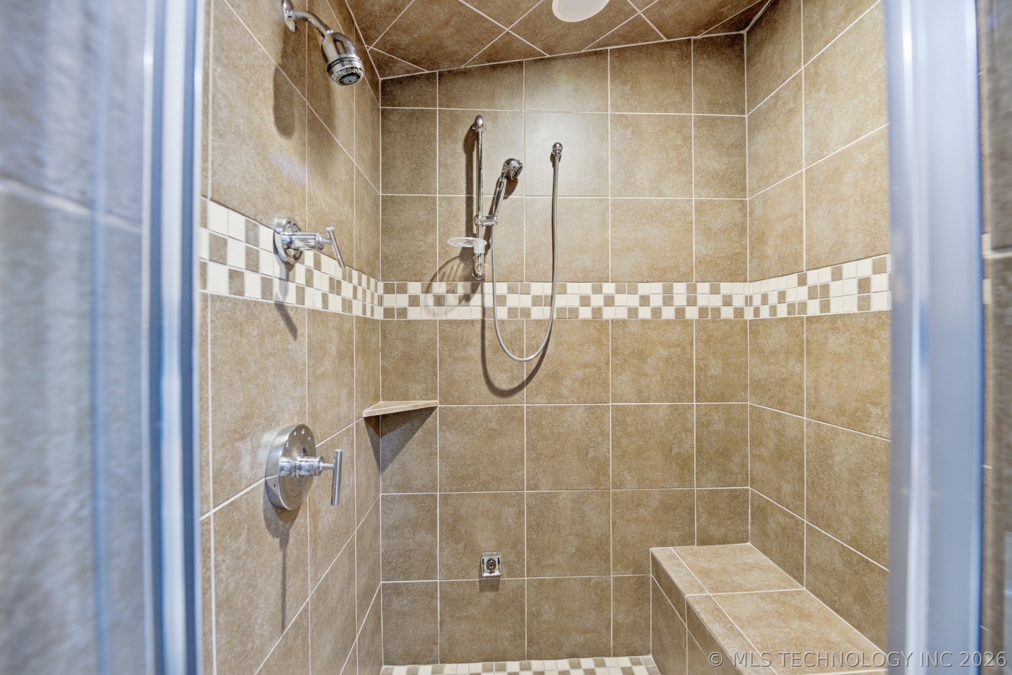 6635 E 107th Street Property Photo 36