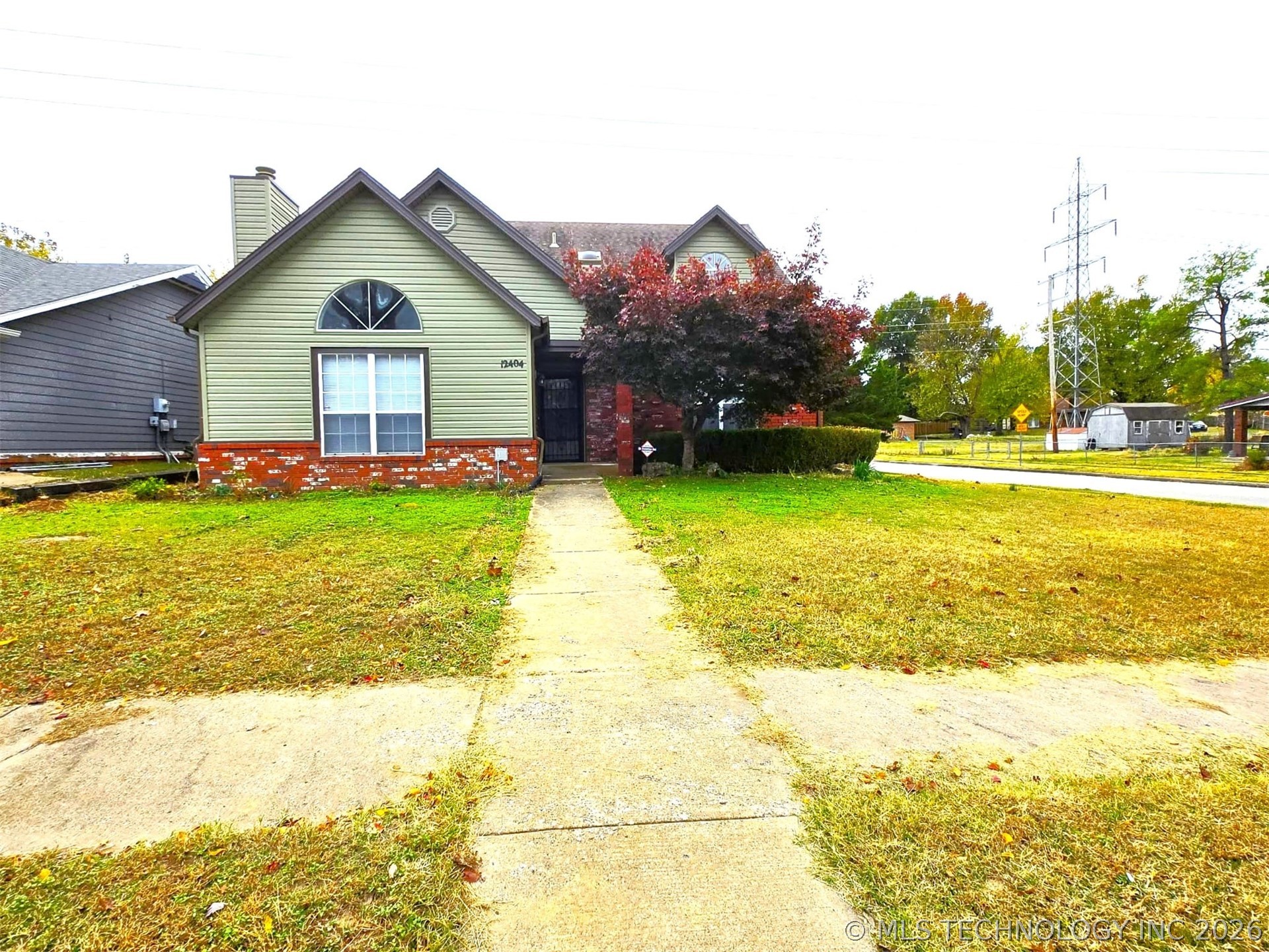 12404 E 35th Street Property Photo 1