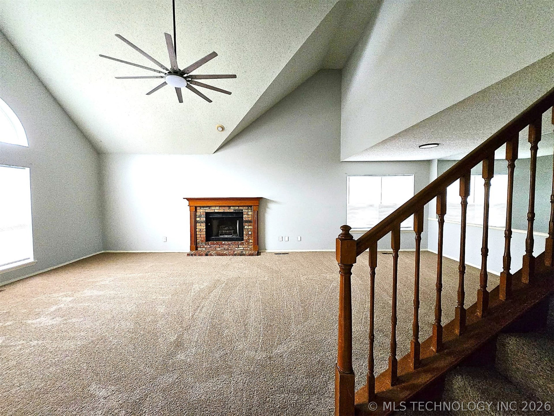 12404 E 35th Street Property Photo 4