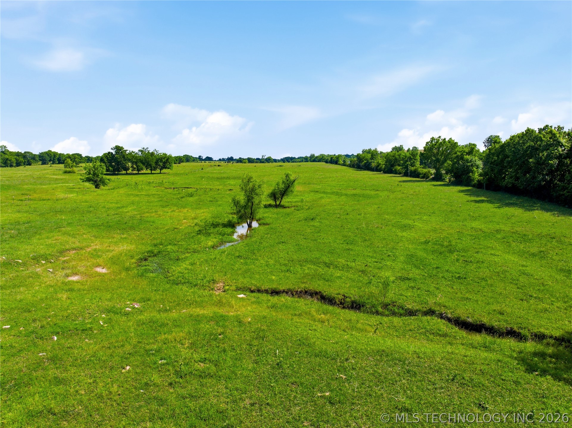 25 W 62 Highway Property Photo 17