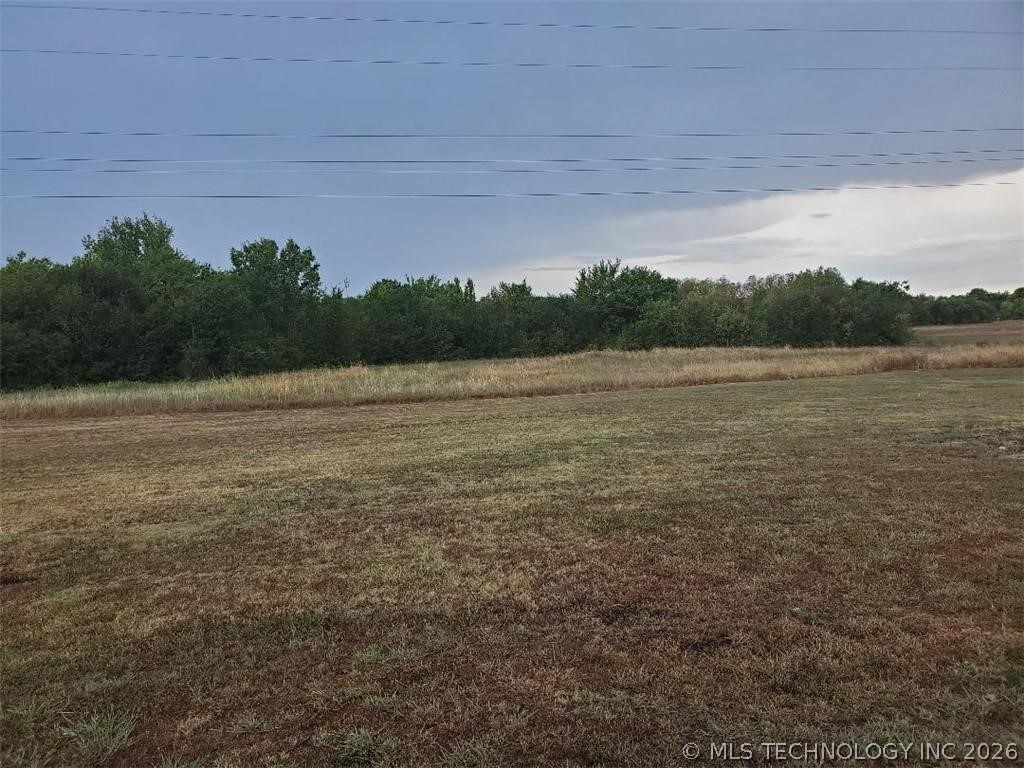 210 E Date Street Property Photo 10