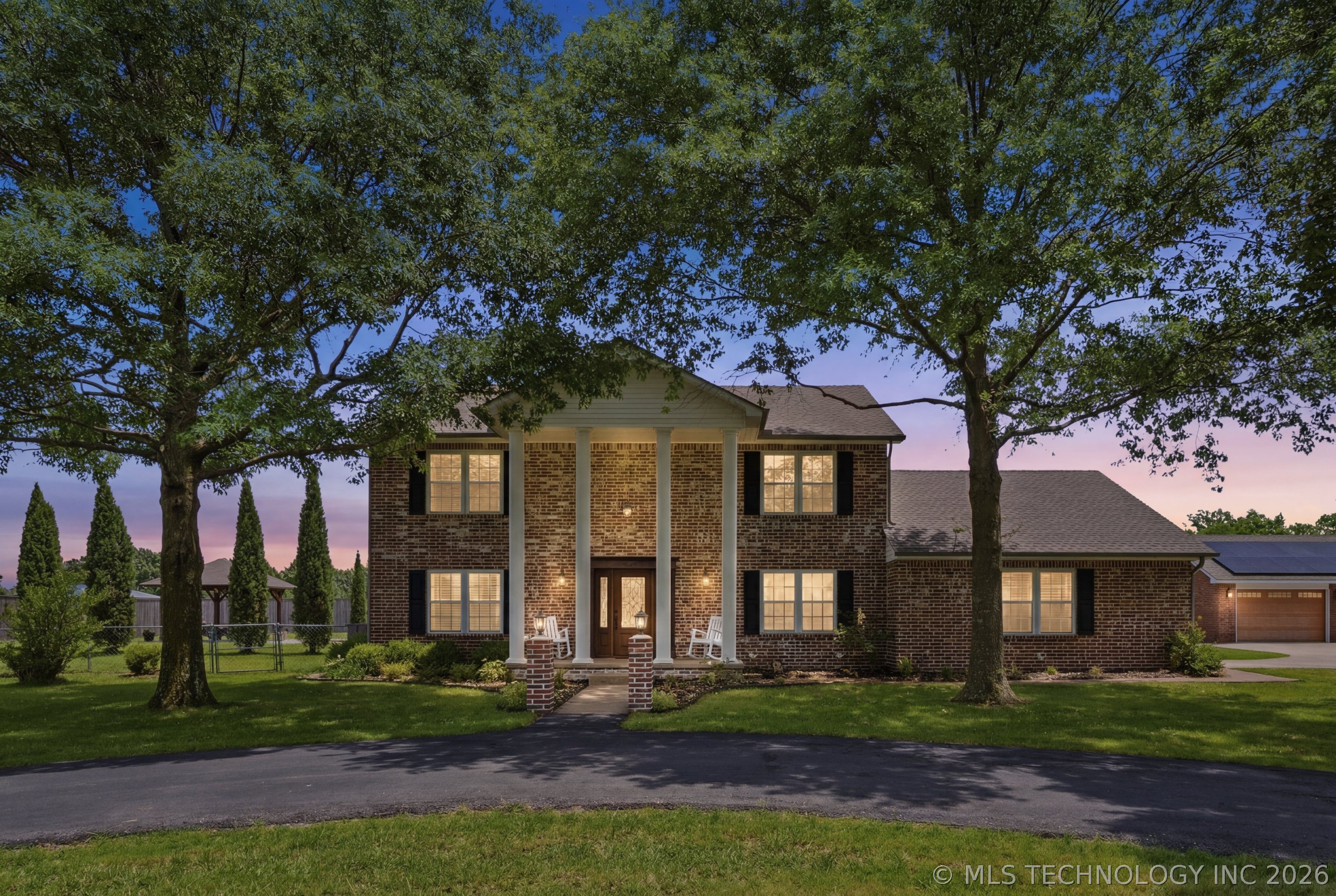 15200 E 440 Road Property Photo 1