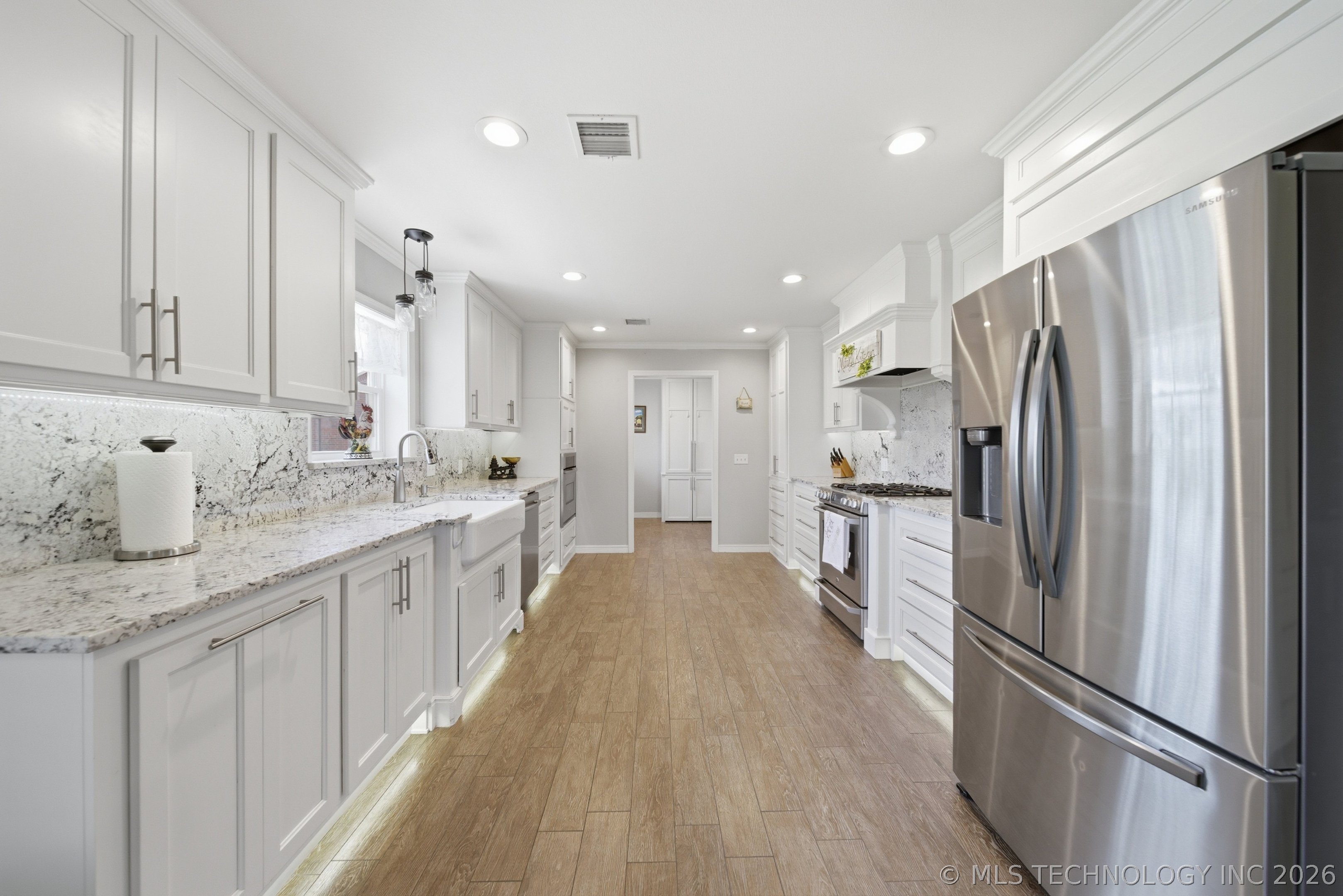 15200 E 440 Road Property Photo 13