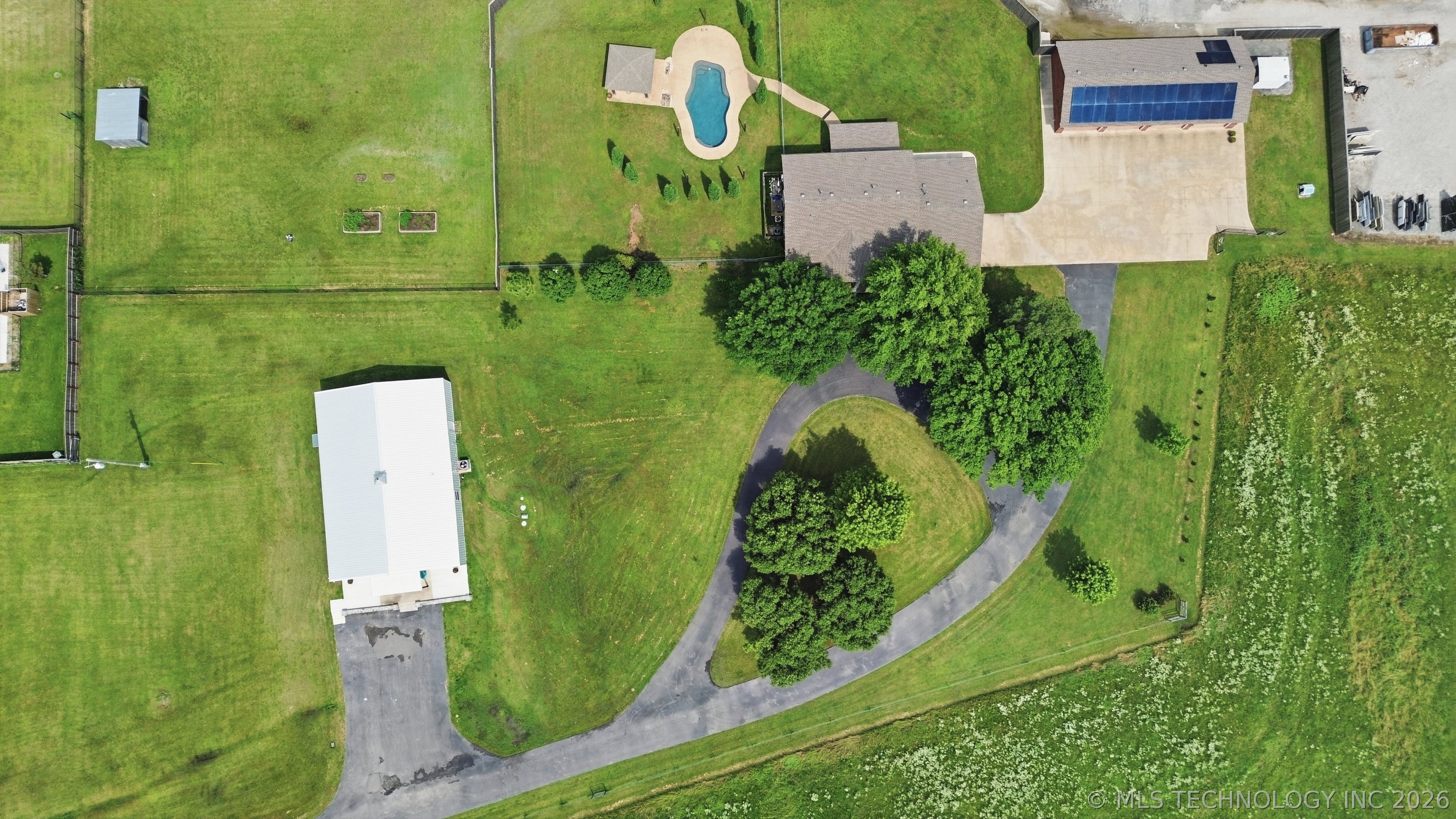 15200 E 440 Road Property Photo 54