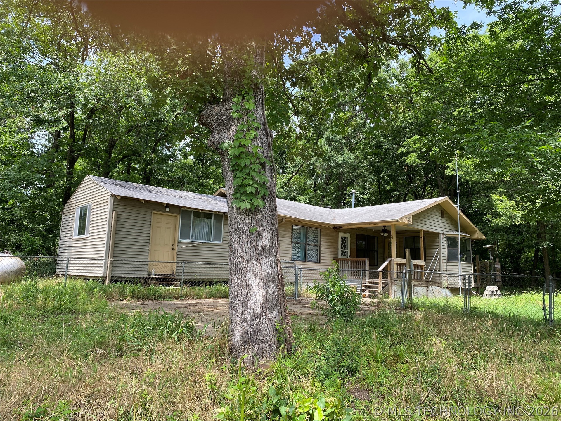 30487 S 552 Road Property Photo 1