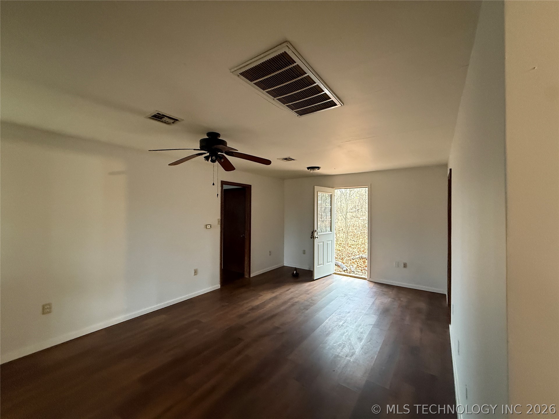 30487 S 552 Road Property Photo 6