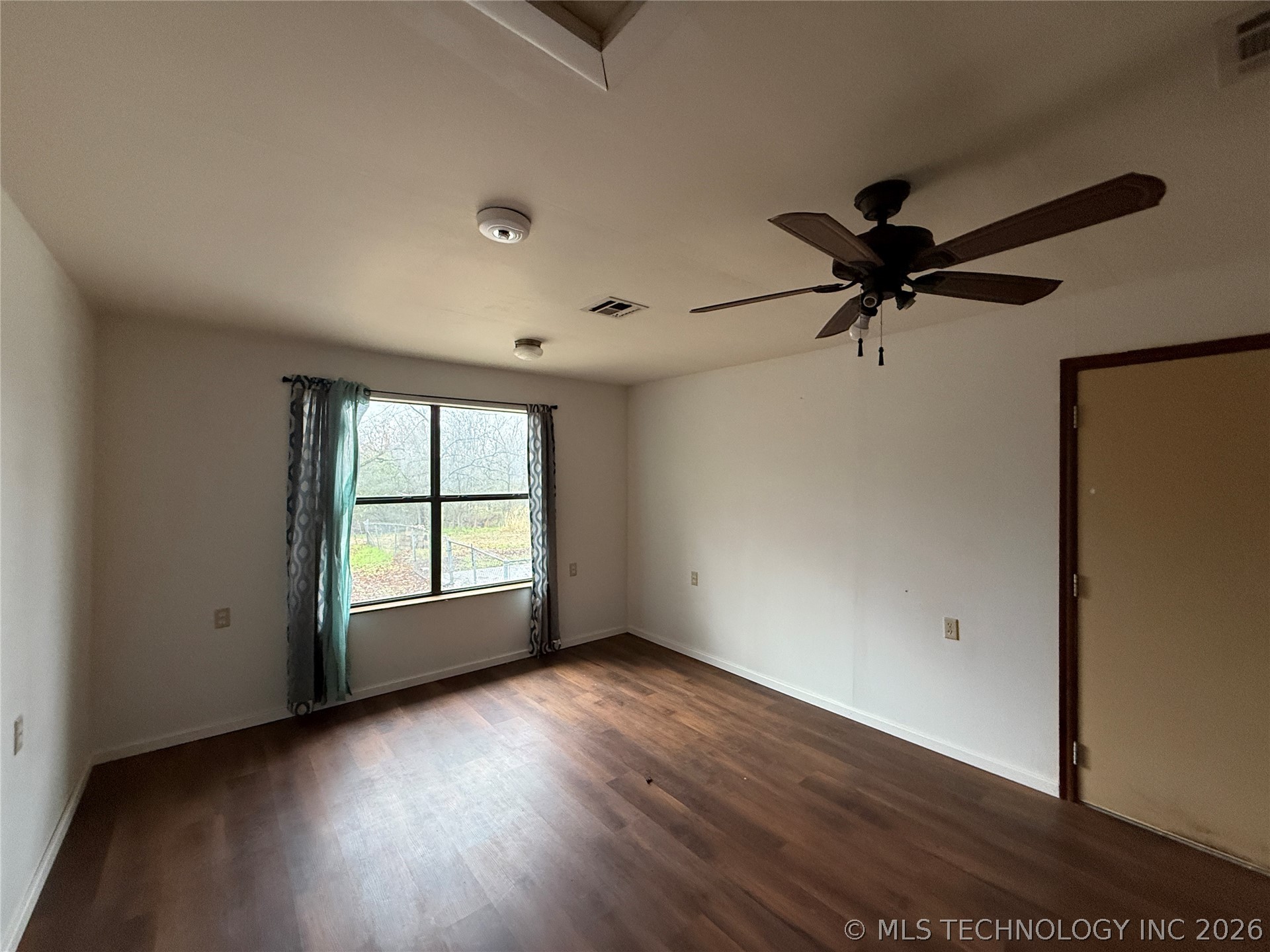 30487 S 552 Road Property Photo 7
