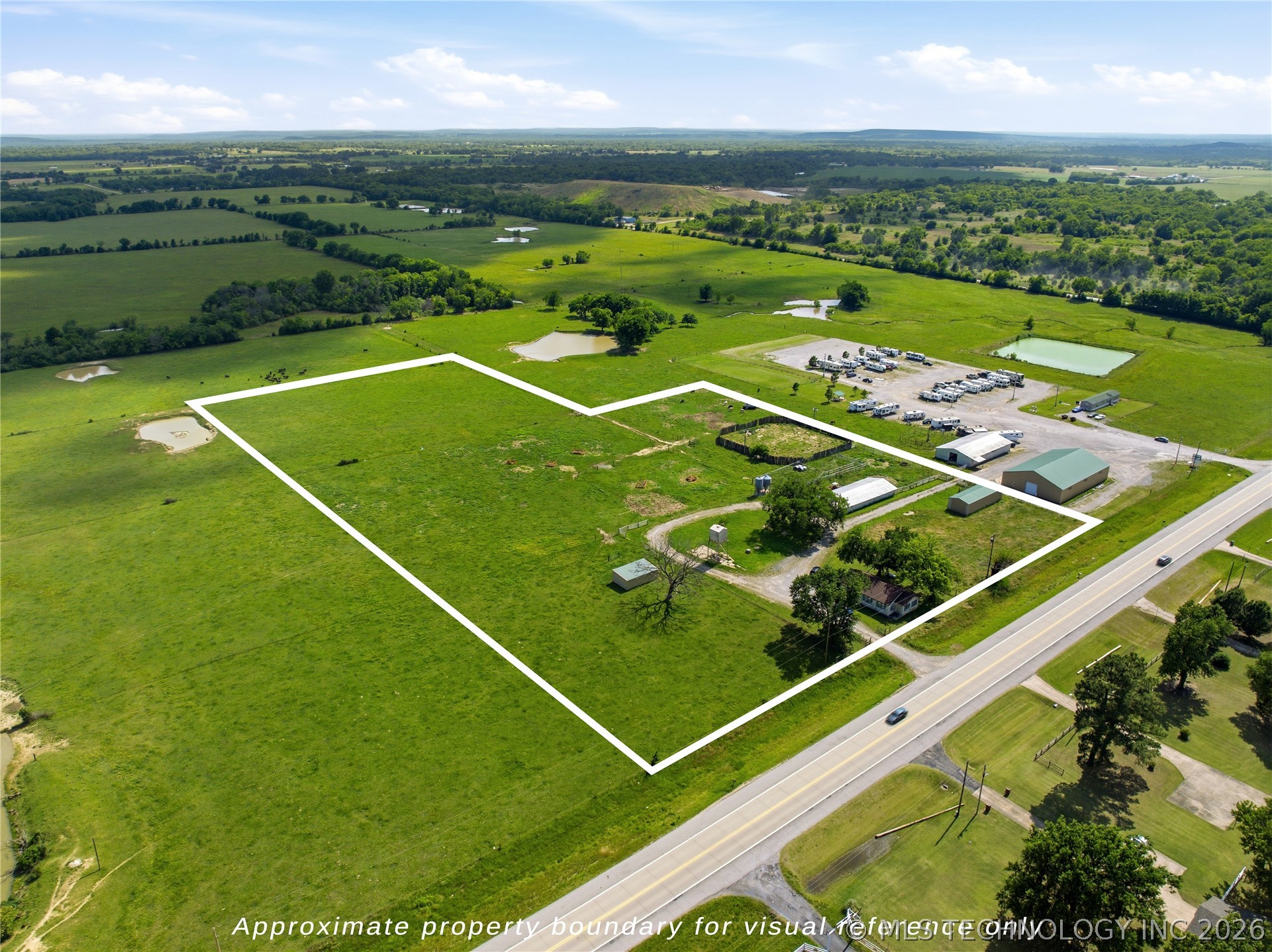 17310 62 Highway Property Photo 1