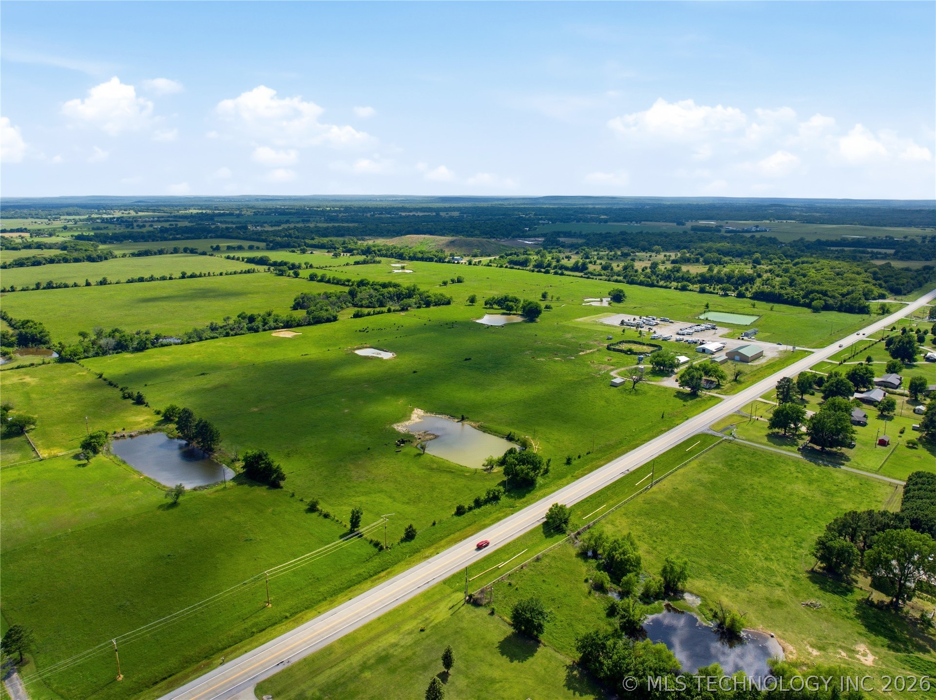 22 W 62 Highway Property Photo 1