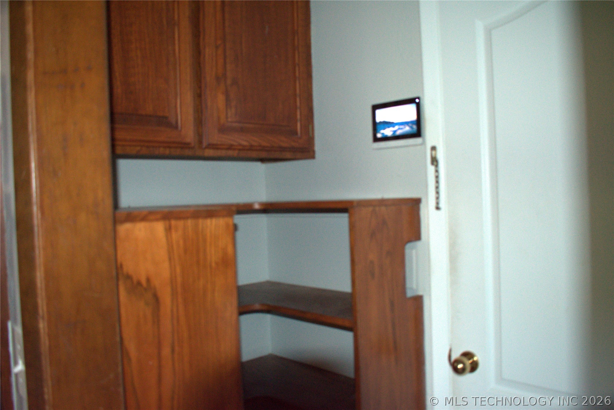 10904 E 26th Street Property Photo 3
